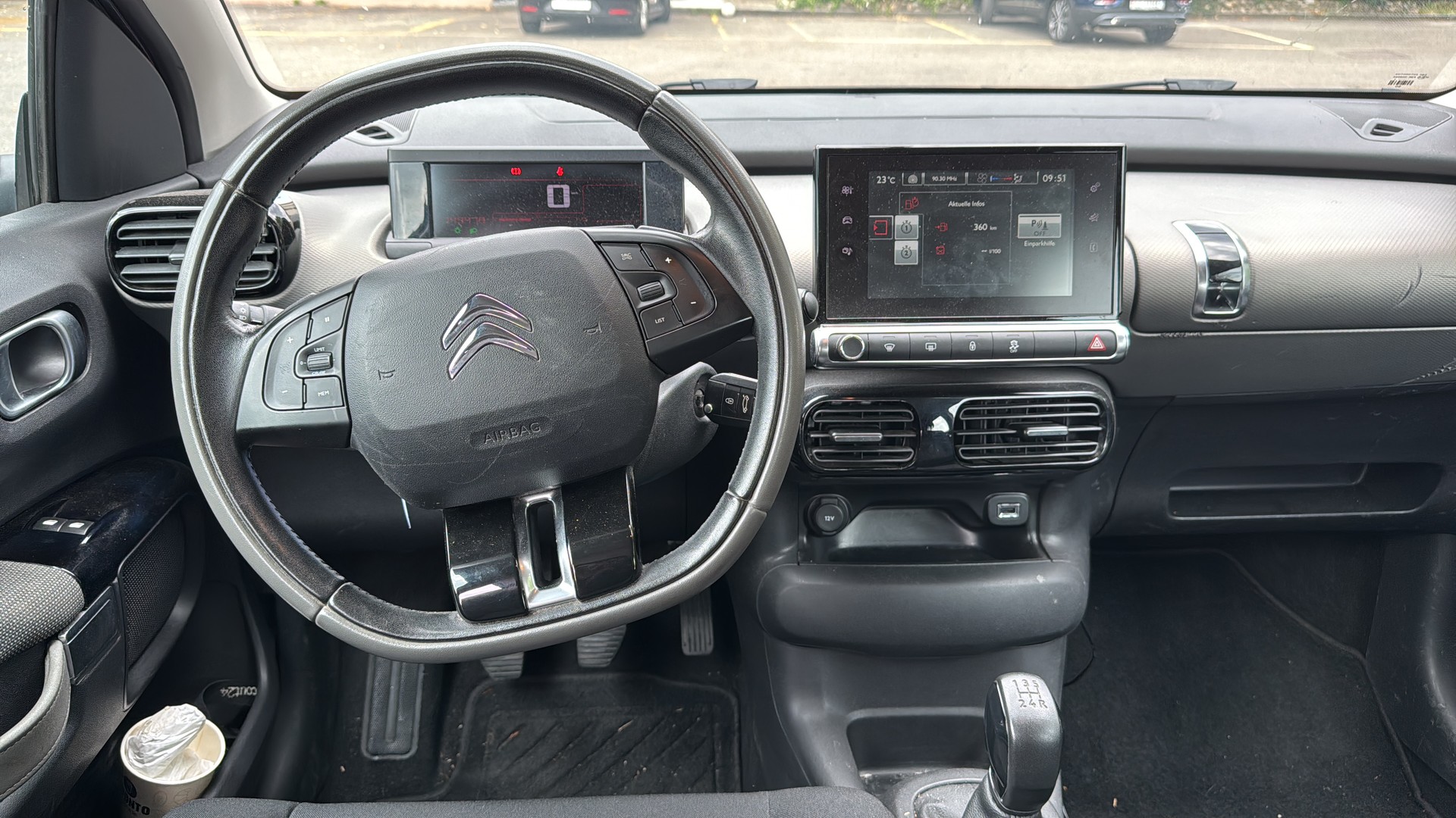 CITROEN C4 Cactus 1.2 VTi Shine-image-6