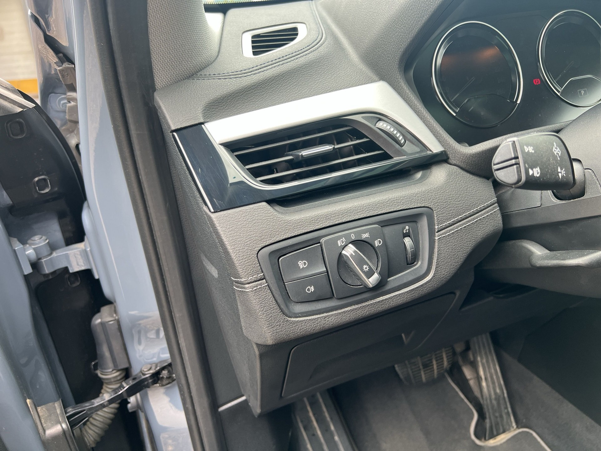 BMW X2 xDrive 25e M Sport Steptronic-image-19