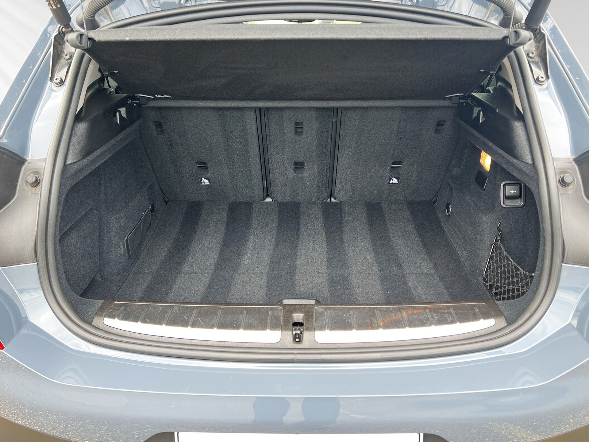 BMW X2 xDrive 25e M Sport Steptronic-image-7