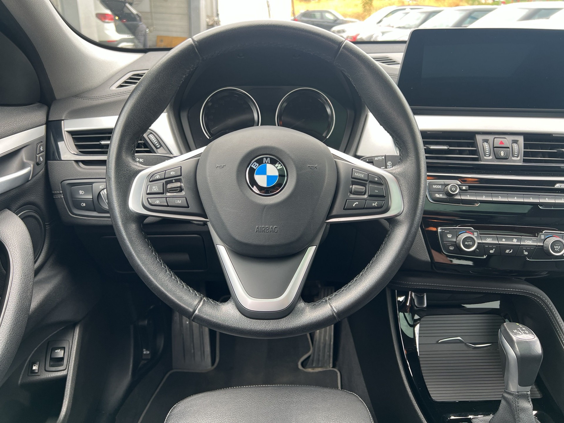 BMW X2 xDrive 25e M Sport Steptronic-image-11