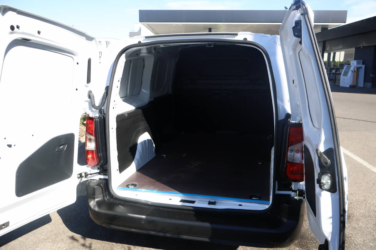 FIAT Doblo Kaw. L2 1.5 BlueHDI 130-image-4