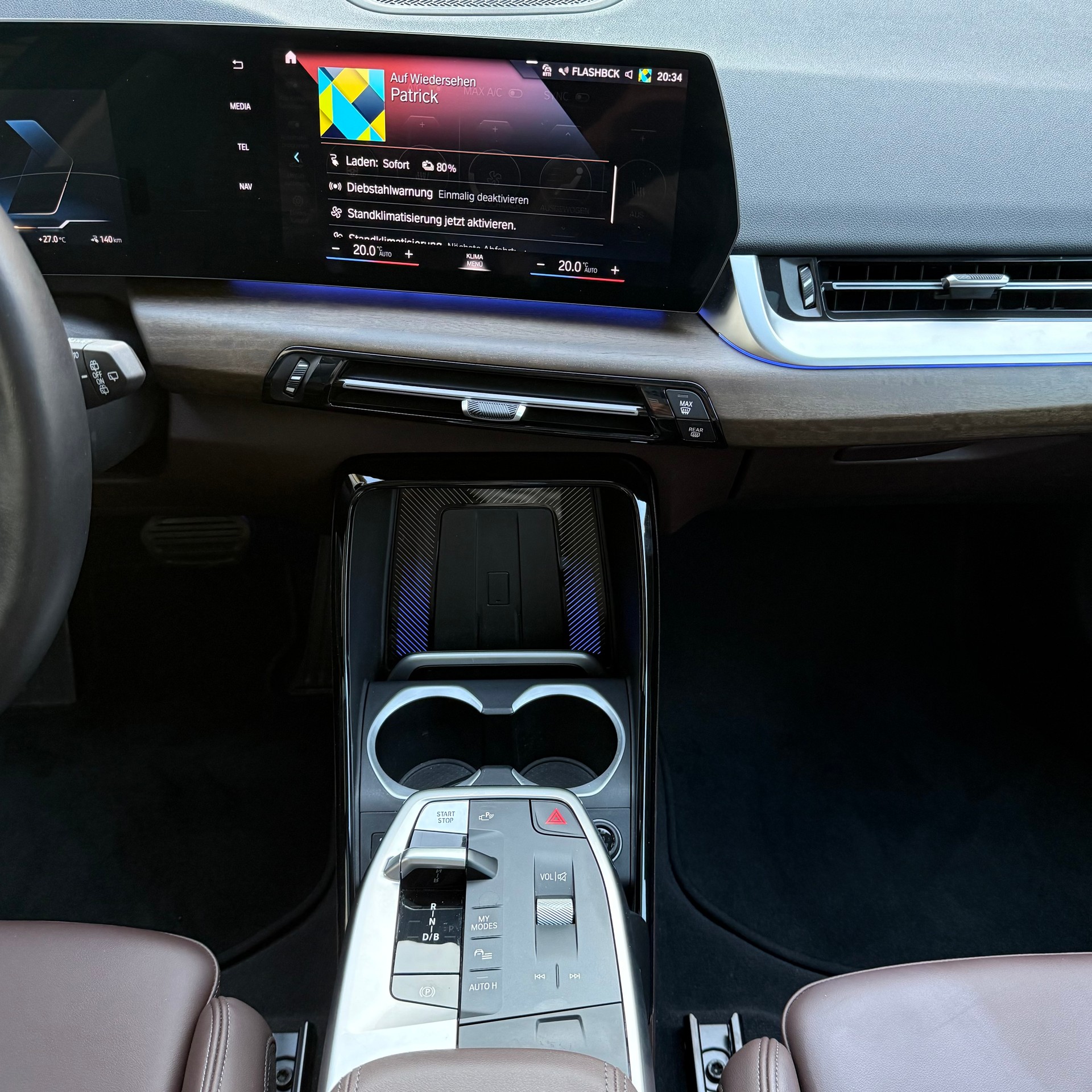 BMW iX1 xDrive 30 Swiss-image-23