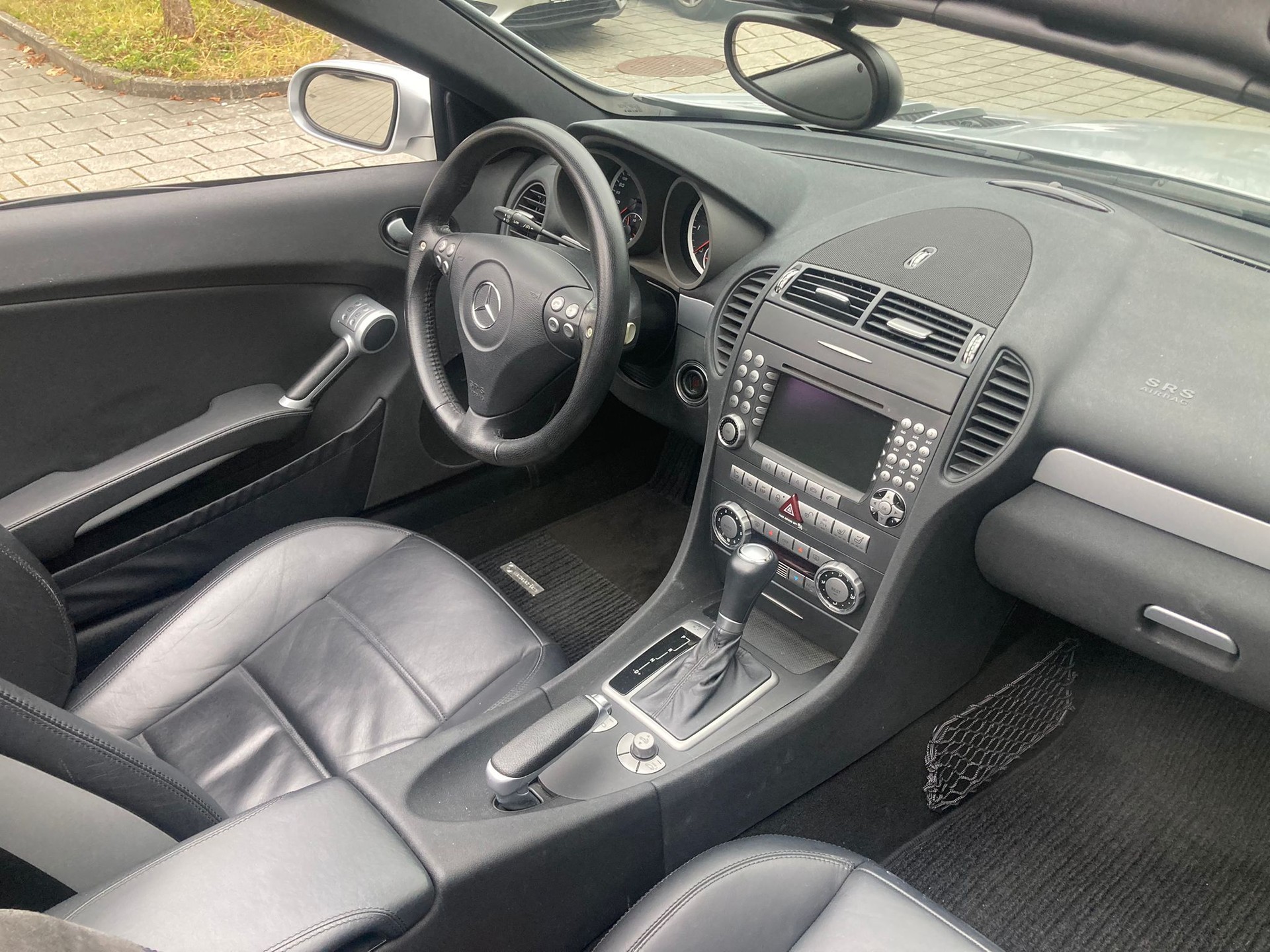 MERCEDES-BENZ SLK 55 AMG 7G-Tronic-image-11