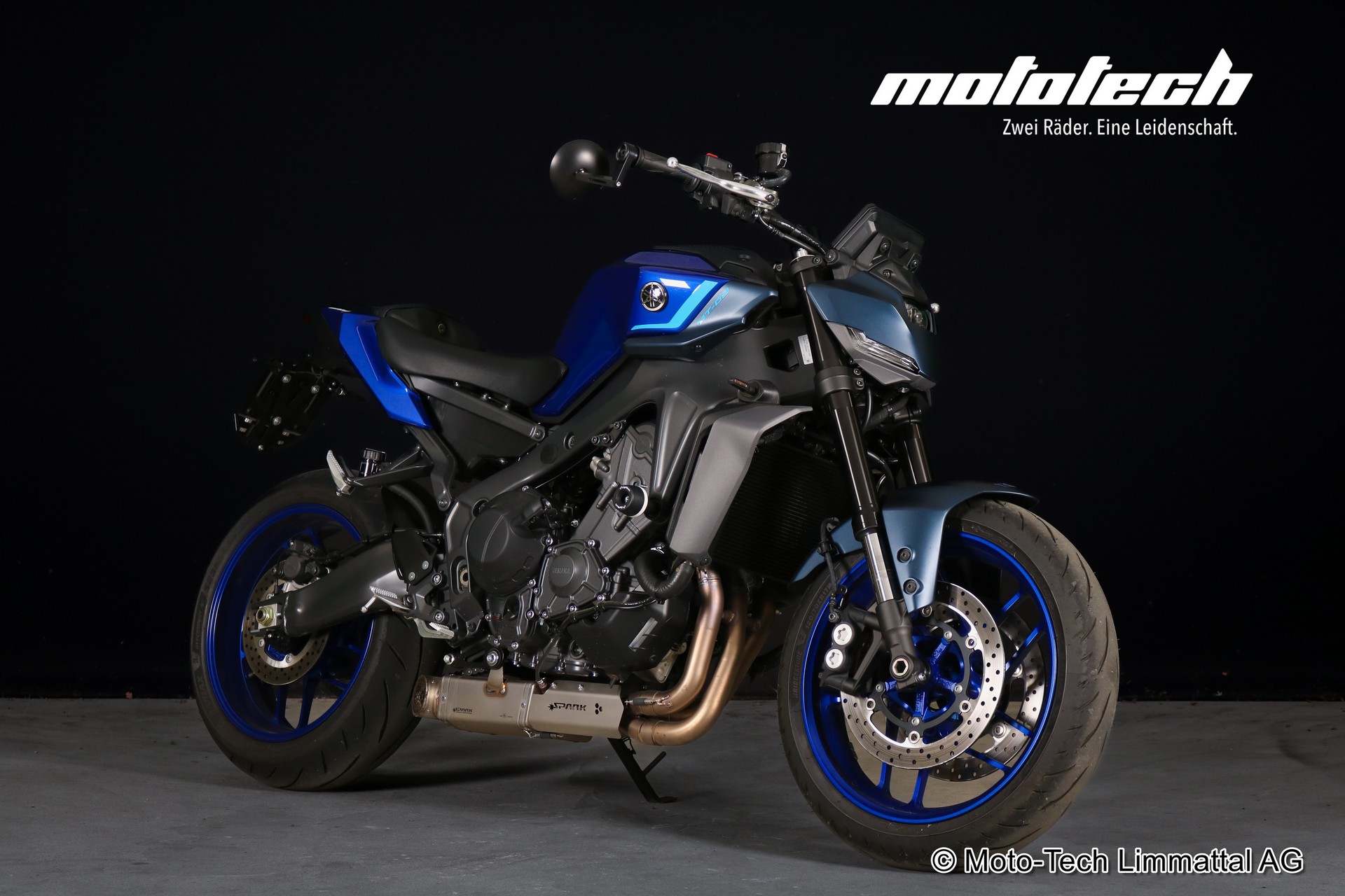 YAMAHA MT-09