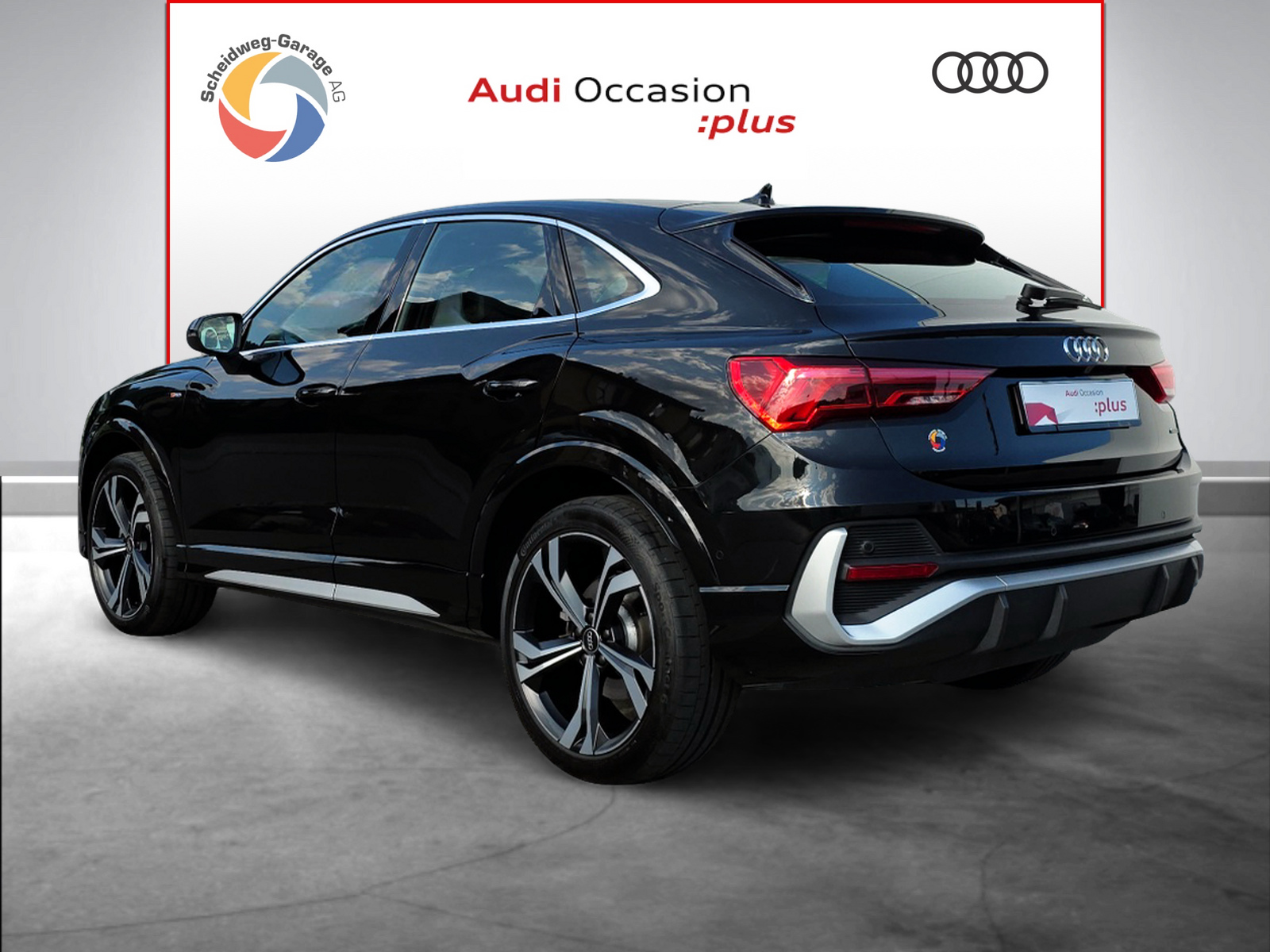 AUDI Q3 Sportback 40 TFSI S line quattro S-tronic-image-12