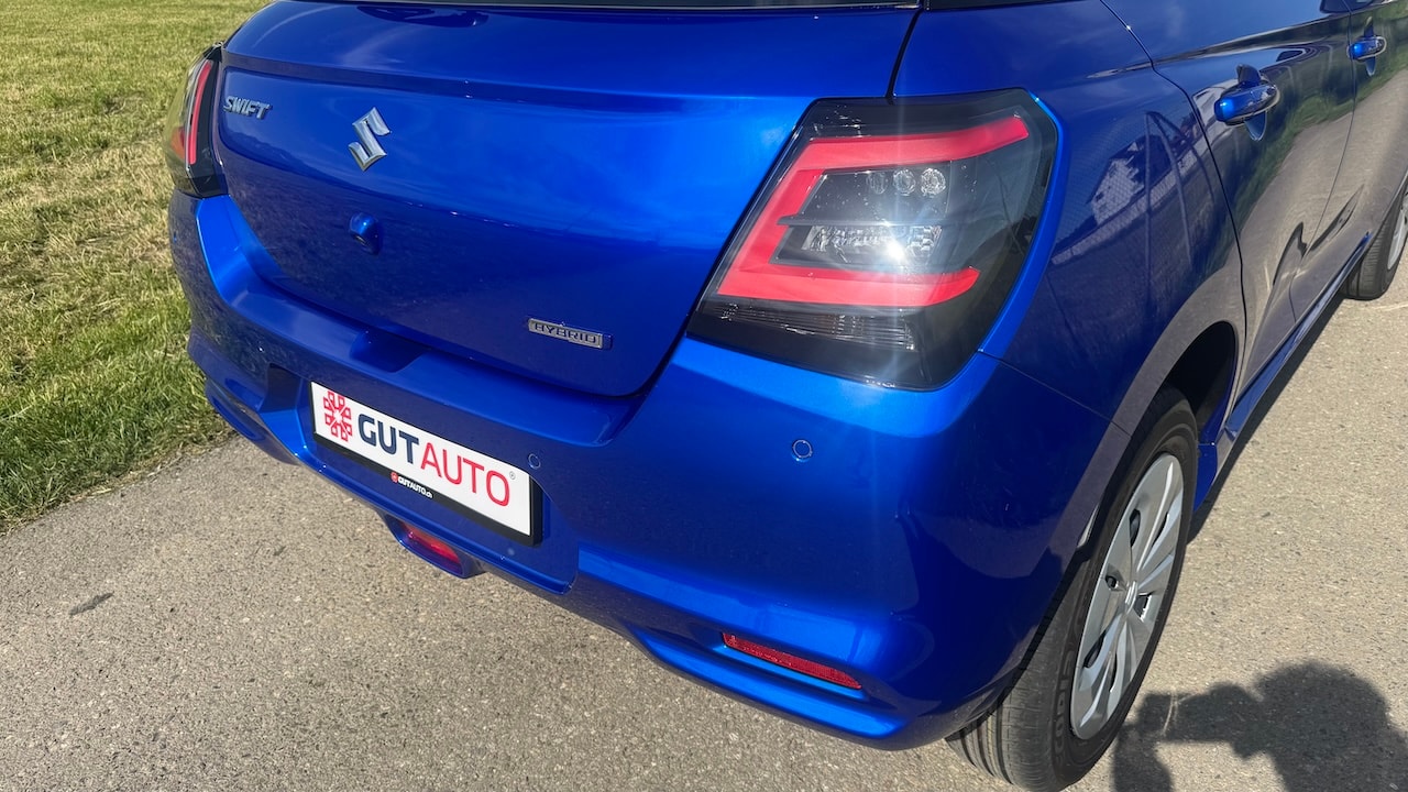 SUZUKI NEW SWIFT 1.2 COMPACT HYBRID-image-9