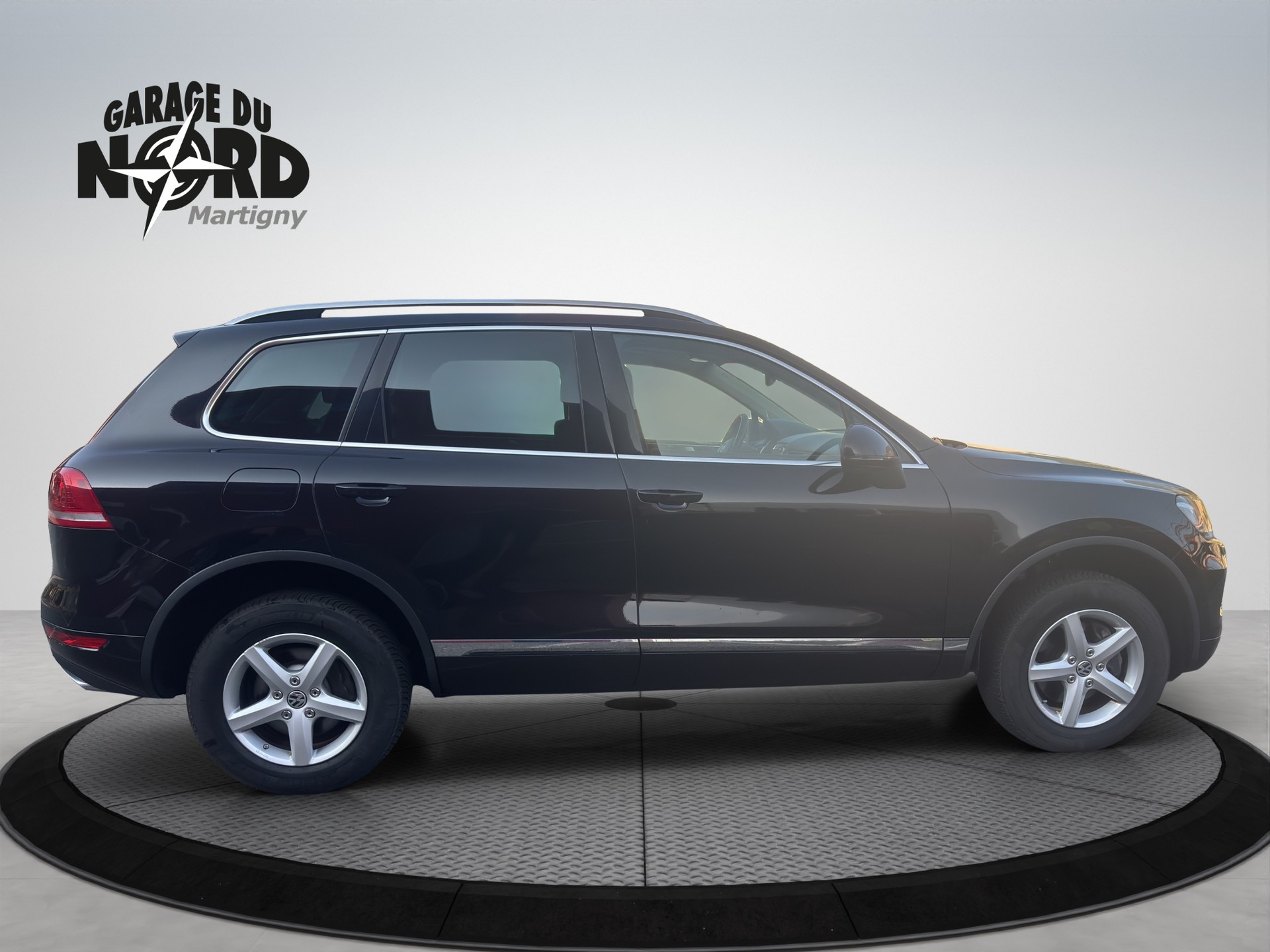 VW Touareg 3.0 TDI BlueMotion Technology Tiptronic-image-6