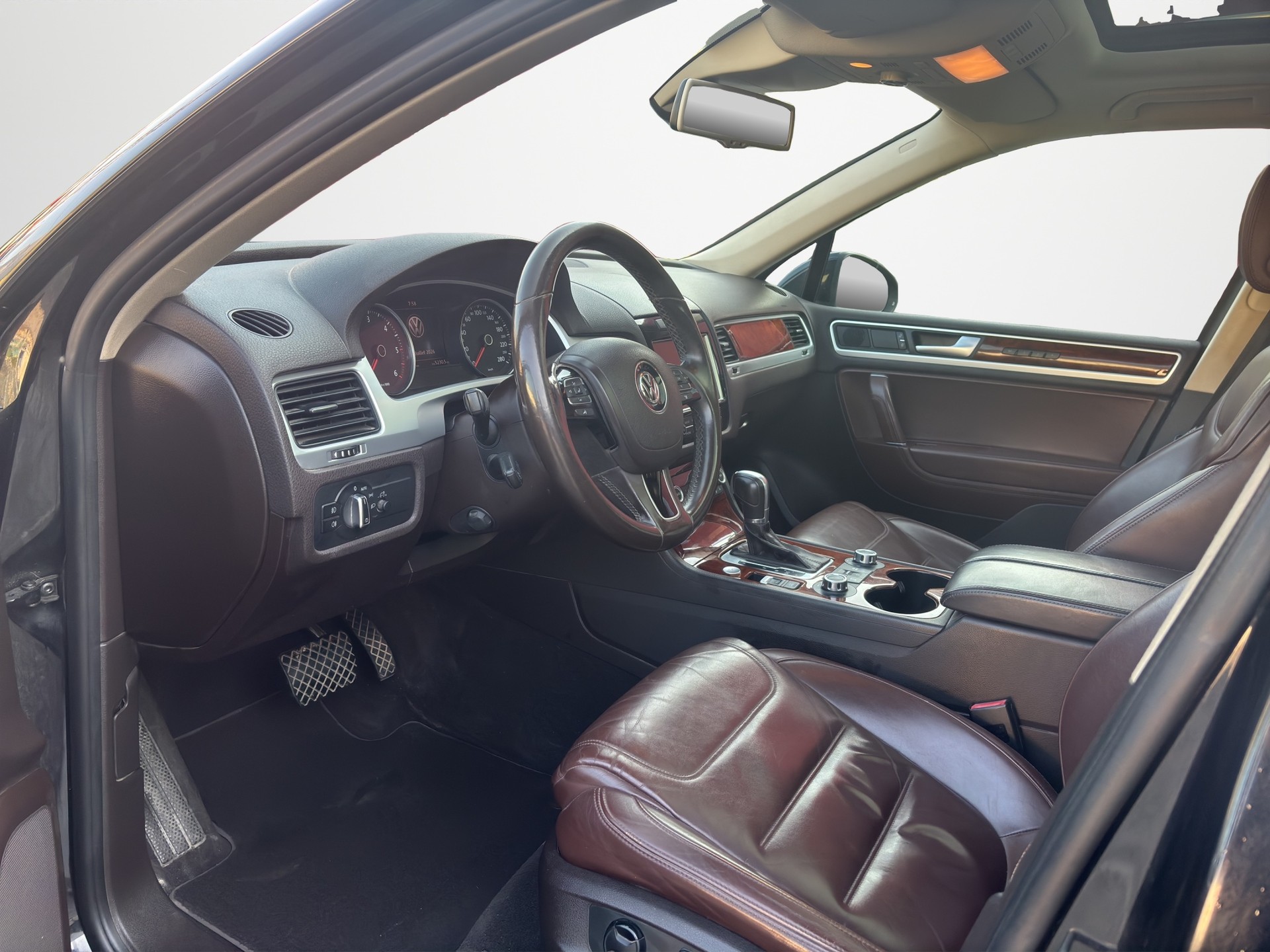 VW Touareg 3.0 TDI BlueMotion Technology Tiptronic-image-8