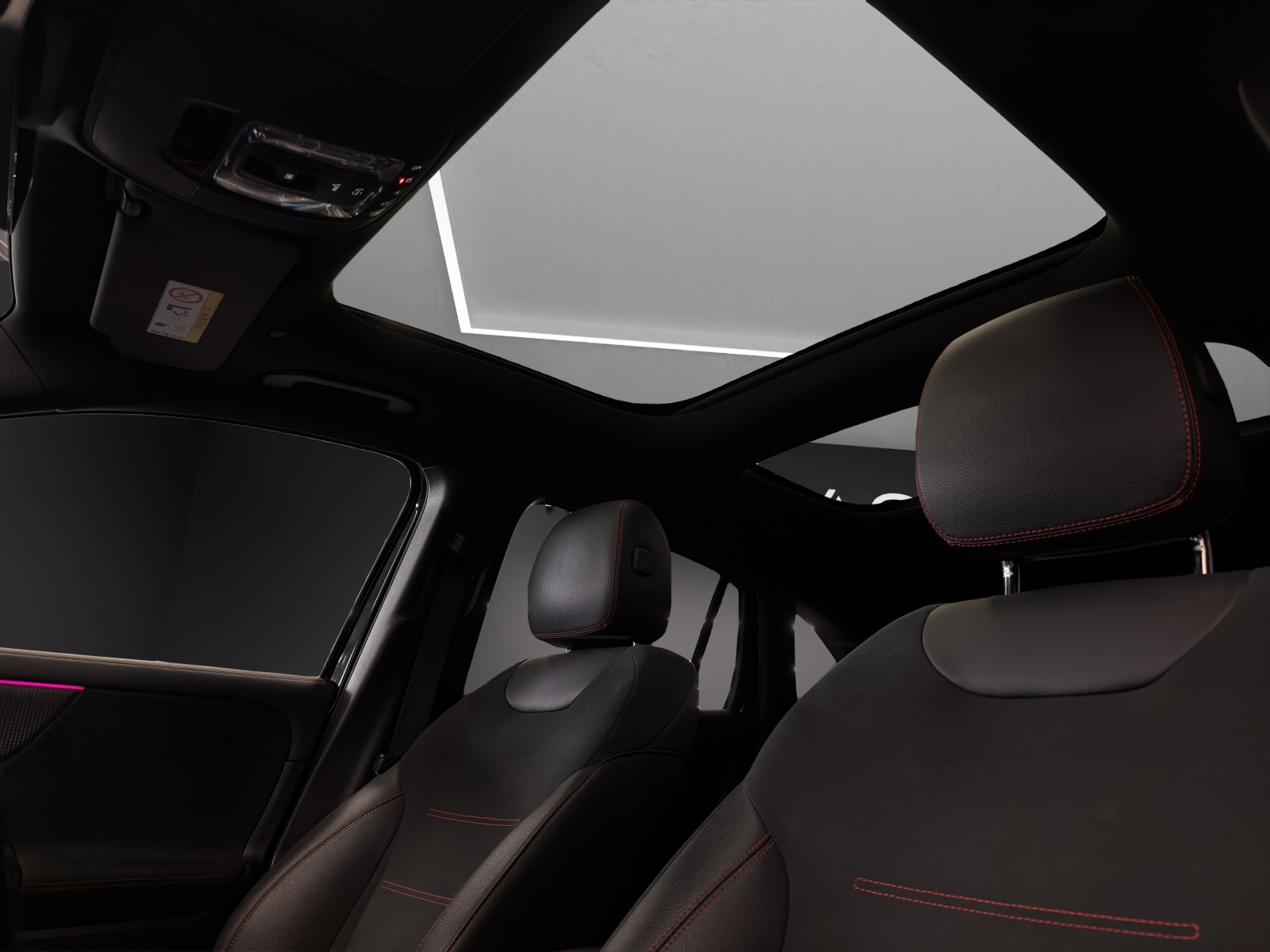 MERCEDES-BENZ EQA 300 4Matic-image-9