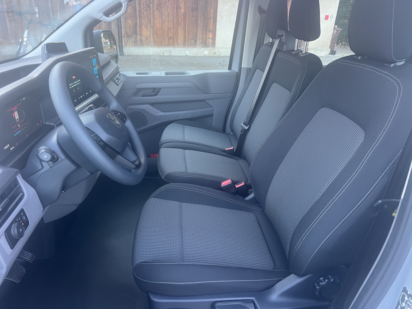 VW e-Transporter 70 kWh 4Motion-image-5