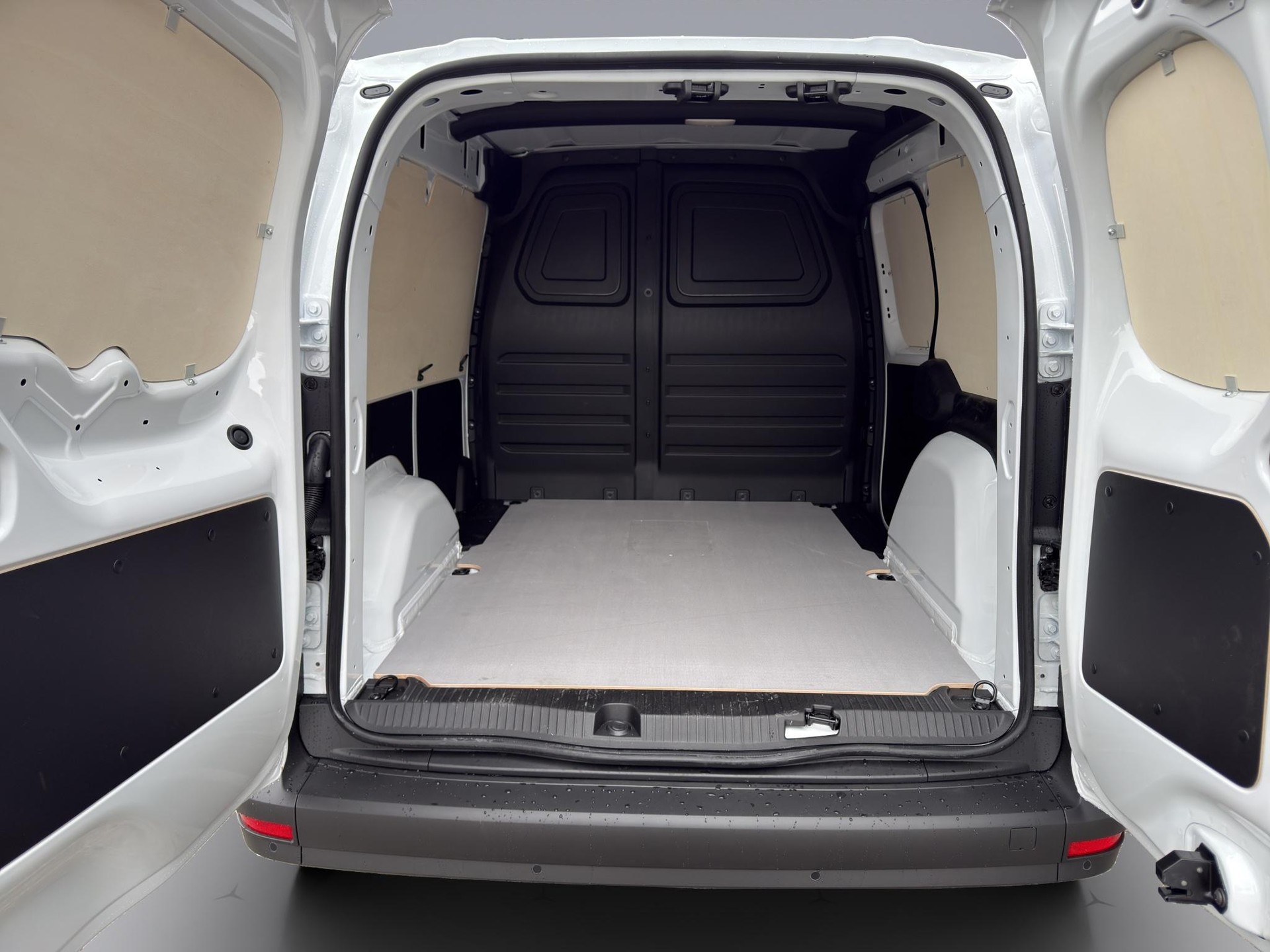 MERCEDES-BENZ eCitan Kaw. S 45 kWh-image-16