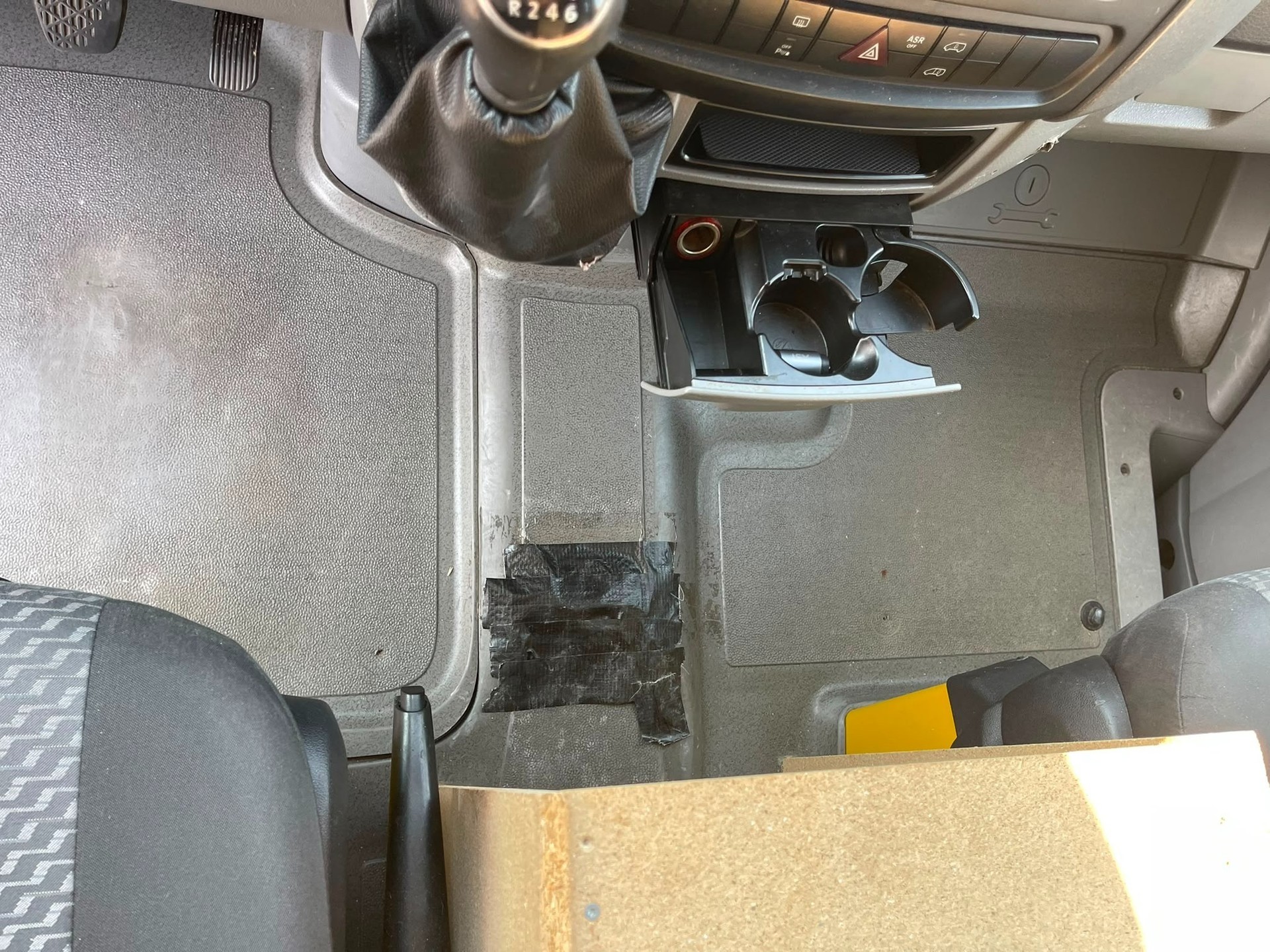 VW Crafter 35 2.0 TDI CR-image-10