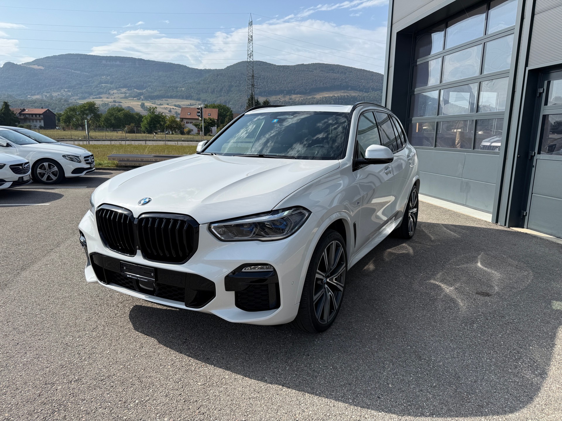 BMW X5 xDrive 48V 30d M Sport Steptronic-image-1