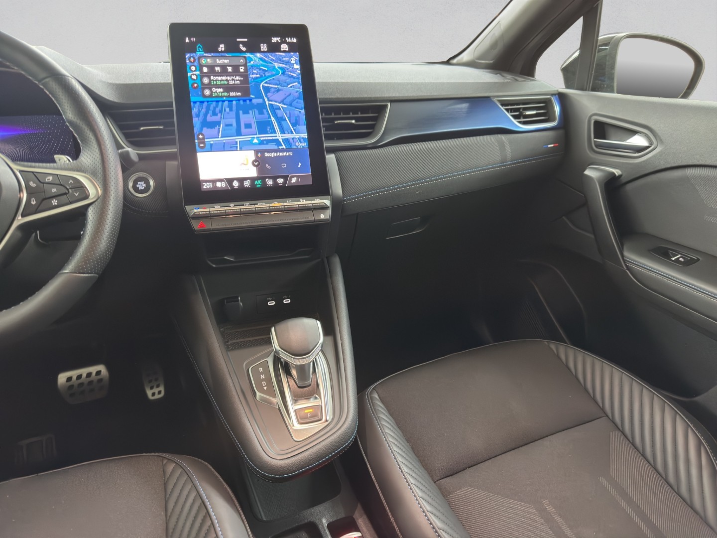 RENAULT Captur 1.3 TCe Esprit Alpine EDC-image-11