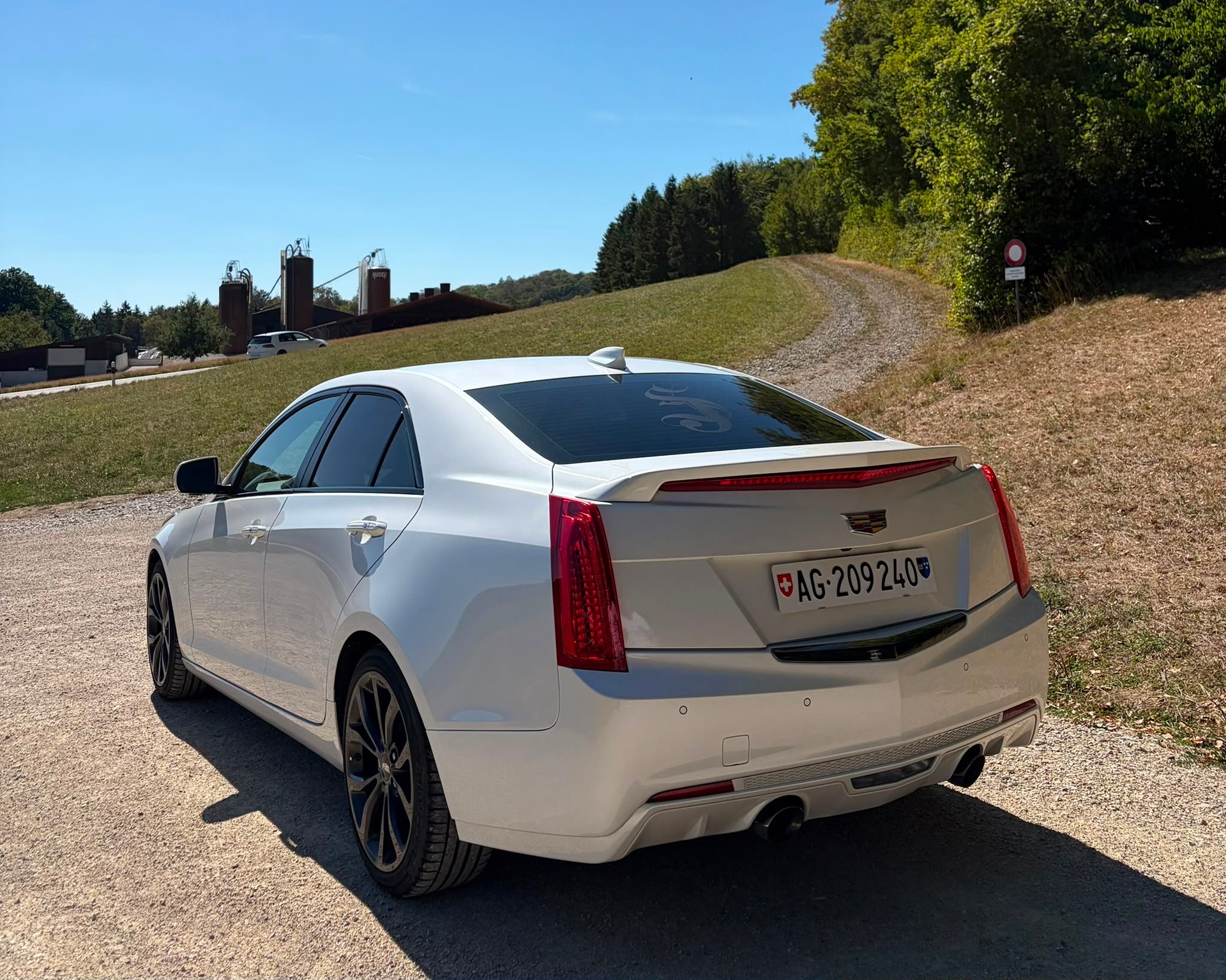 CADILLAC ATS 2.0 T-image-2