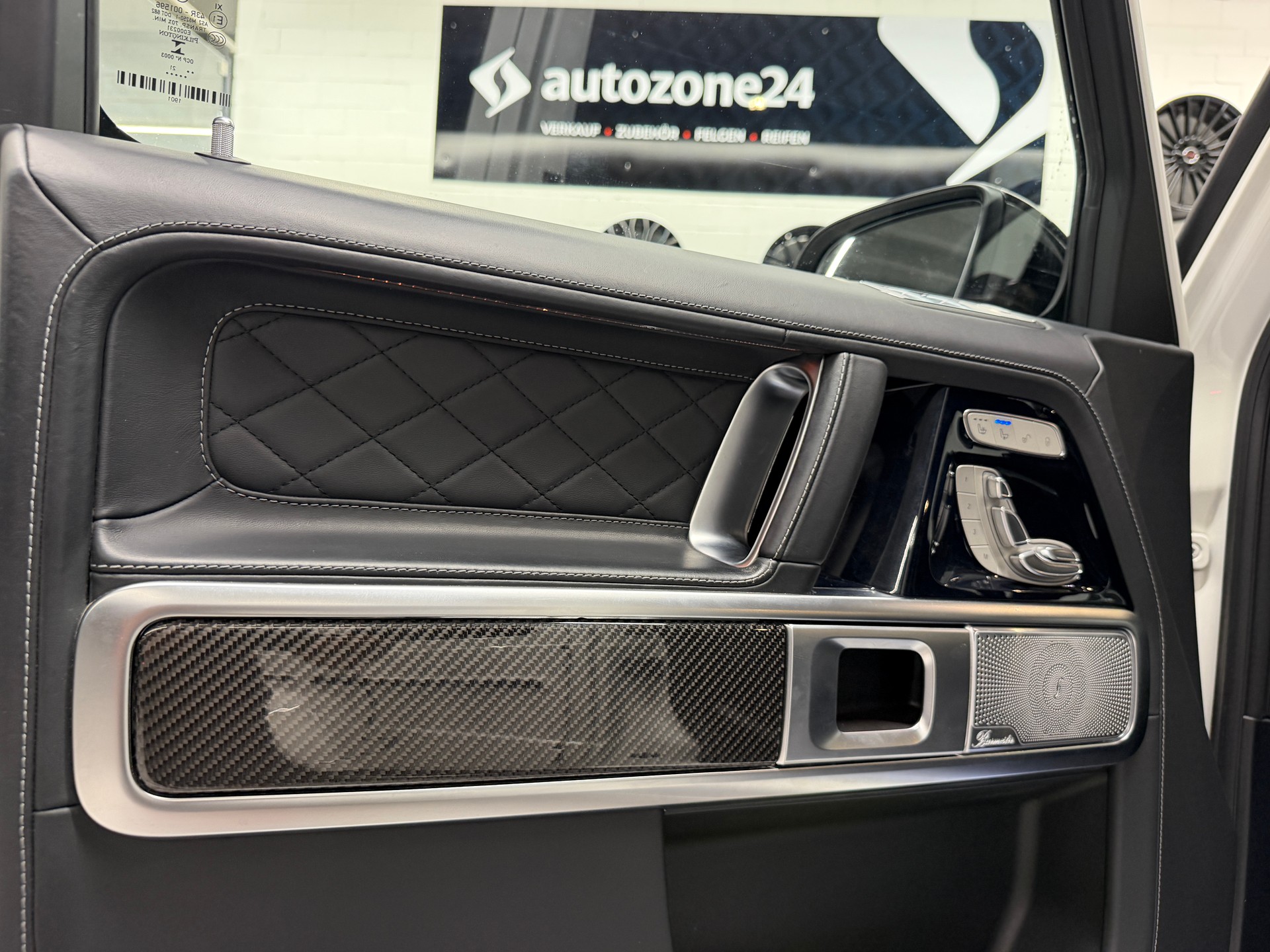 MERCEDES-BENZ G 400 d AMG Line *CH-Auto*Gratis Service*Exclusive Interieur*Top Ausstattung*Standheizung*Burmester*-image-20