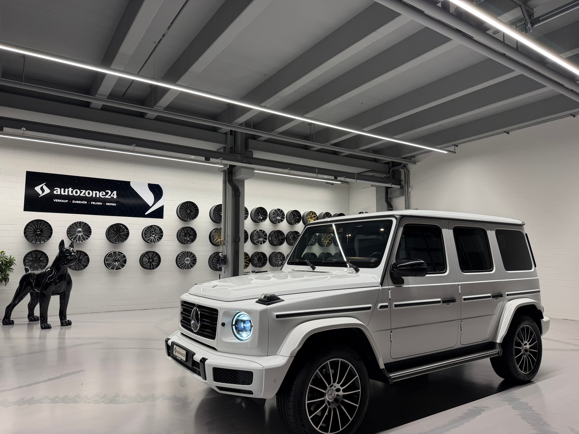 MERCEDES-BENZ G 400 d AMG Line *CH-Auto*Gratis Service*Exclusive Interieur*Top Ausstattung*Standheizung*Burmester*-image-7