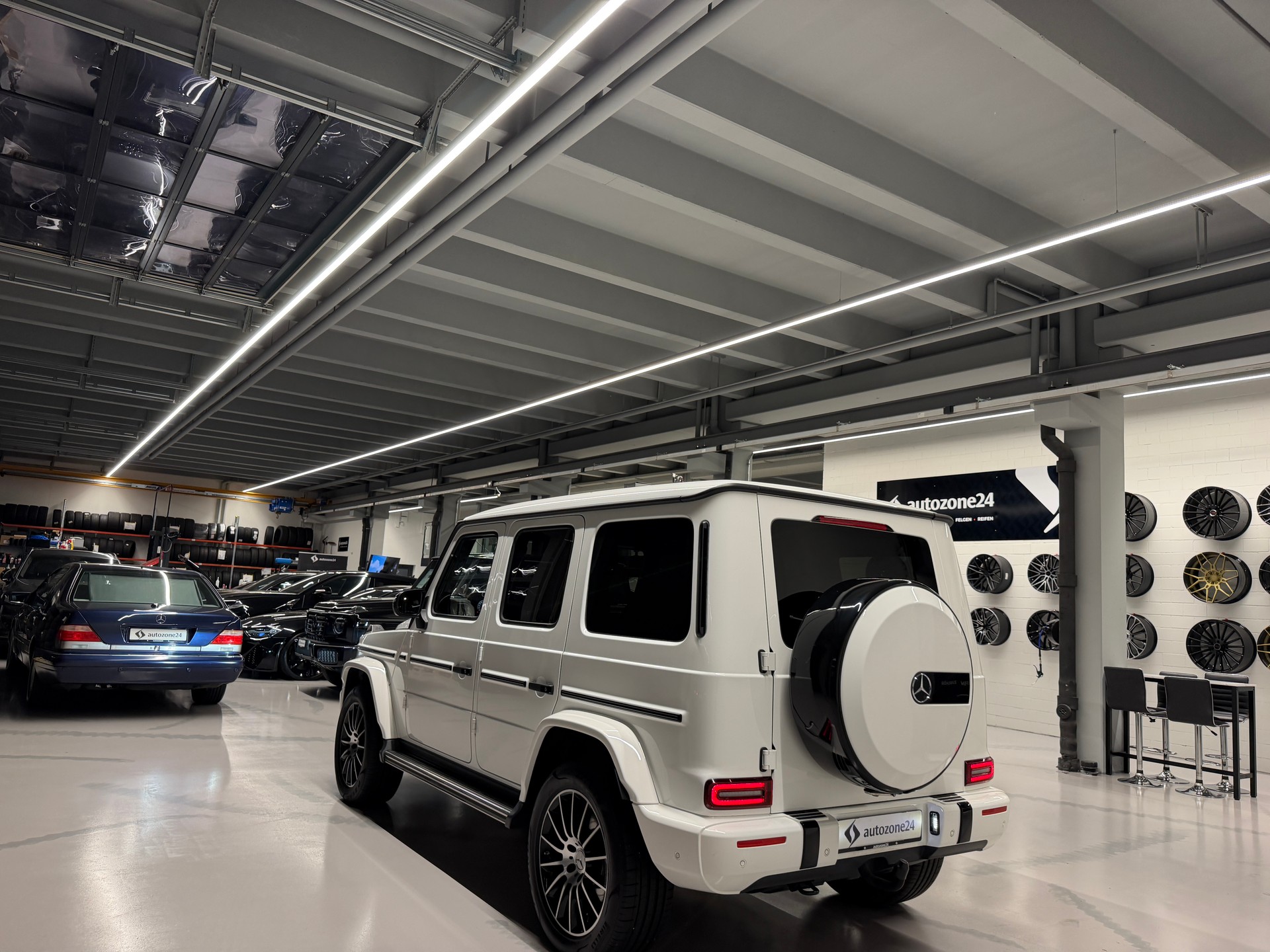 MERCEDES-BENZ G 400 d AMG Line *CH-Auto*Gratis Service*Exclusive Interieur*Top Ausstattung*Standheizung*Burmester*-image-11