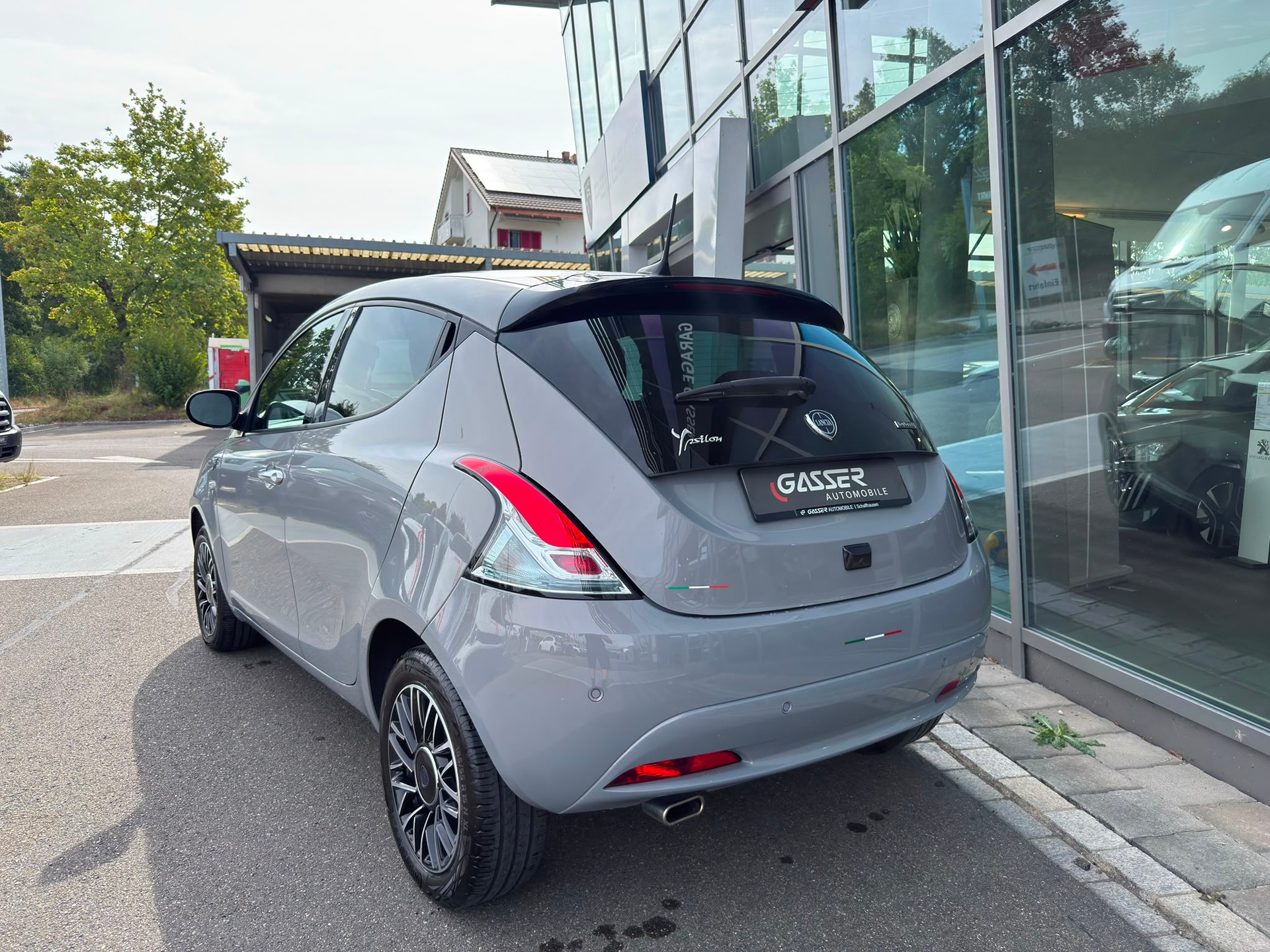 LANCIA Ypsilon 1.0 Hybrid Alberta Ferretti-image-4