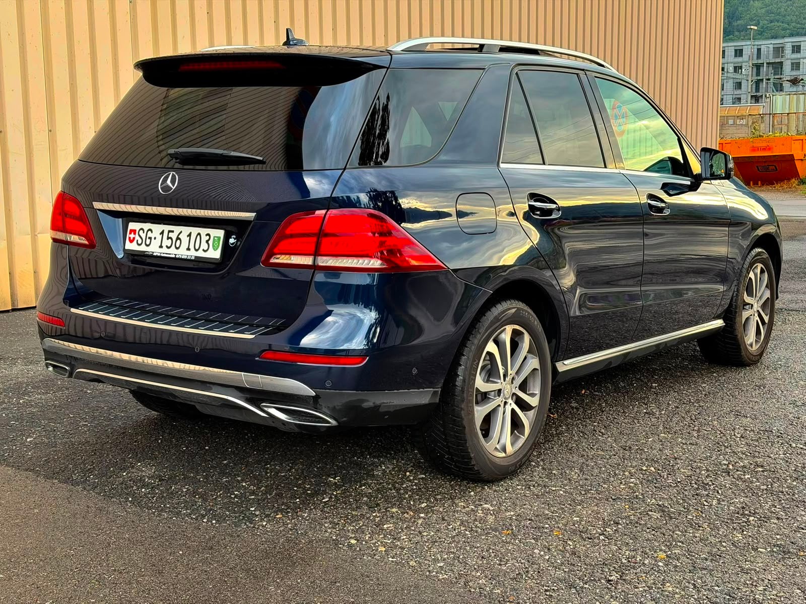 MERCEDES-BENZ GLE 350 d Executive 4Matic 9G-Tronic-image-5