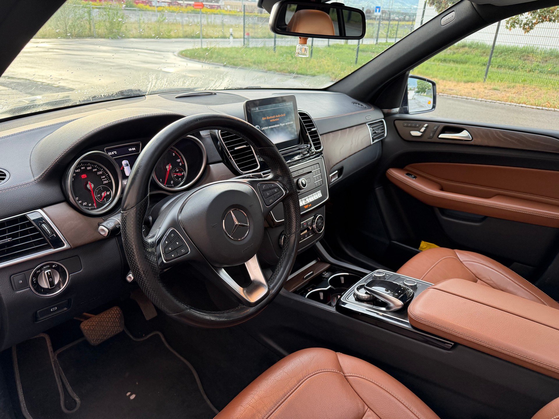 MERCEDES-BENZ GLE 350 d Executive 4Matic 9G-Tronic-image-14