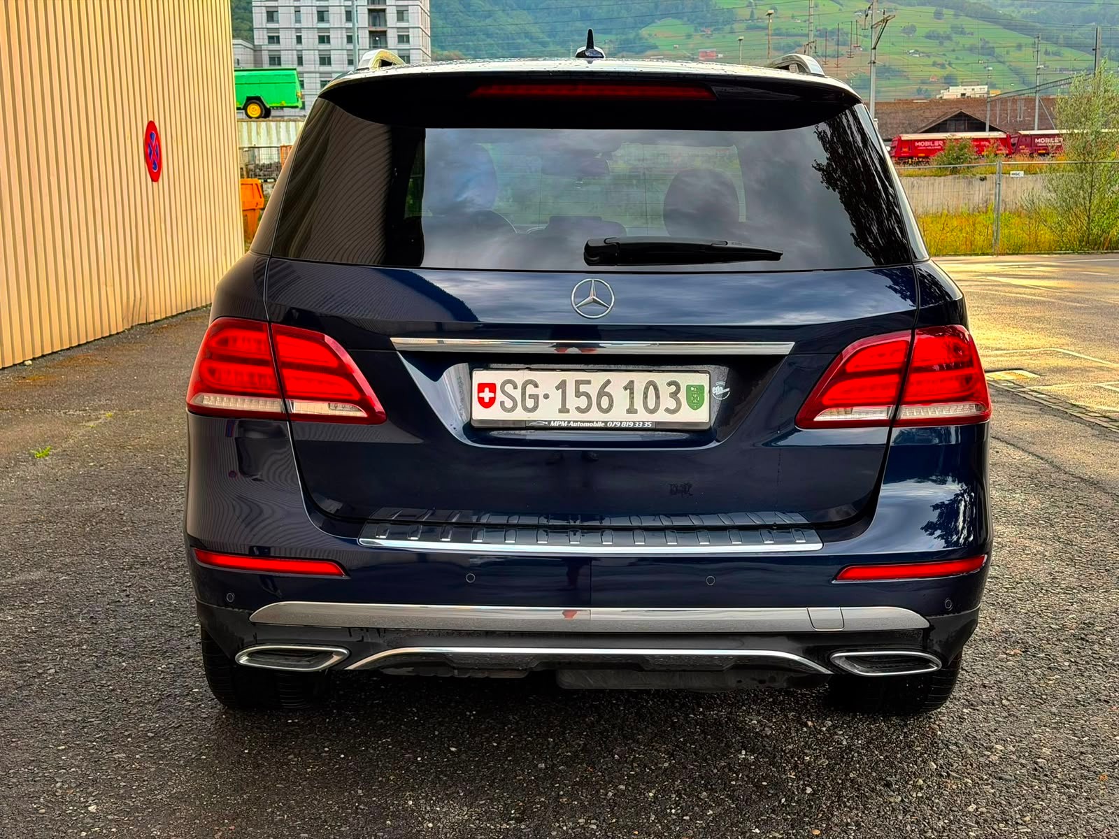 MERCEDES-BENZ GLE 350 d Executive 4Matic 9G-Tronic-image-4