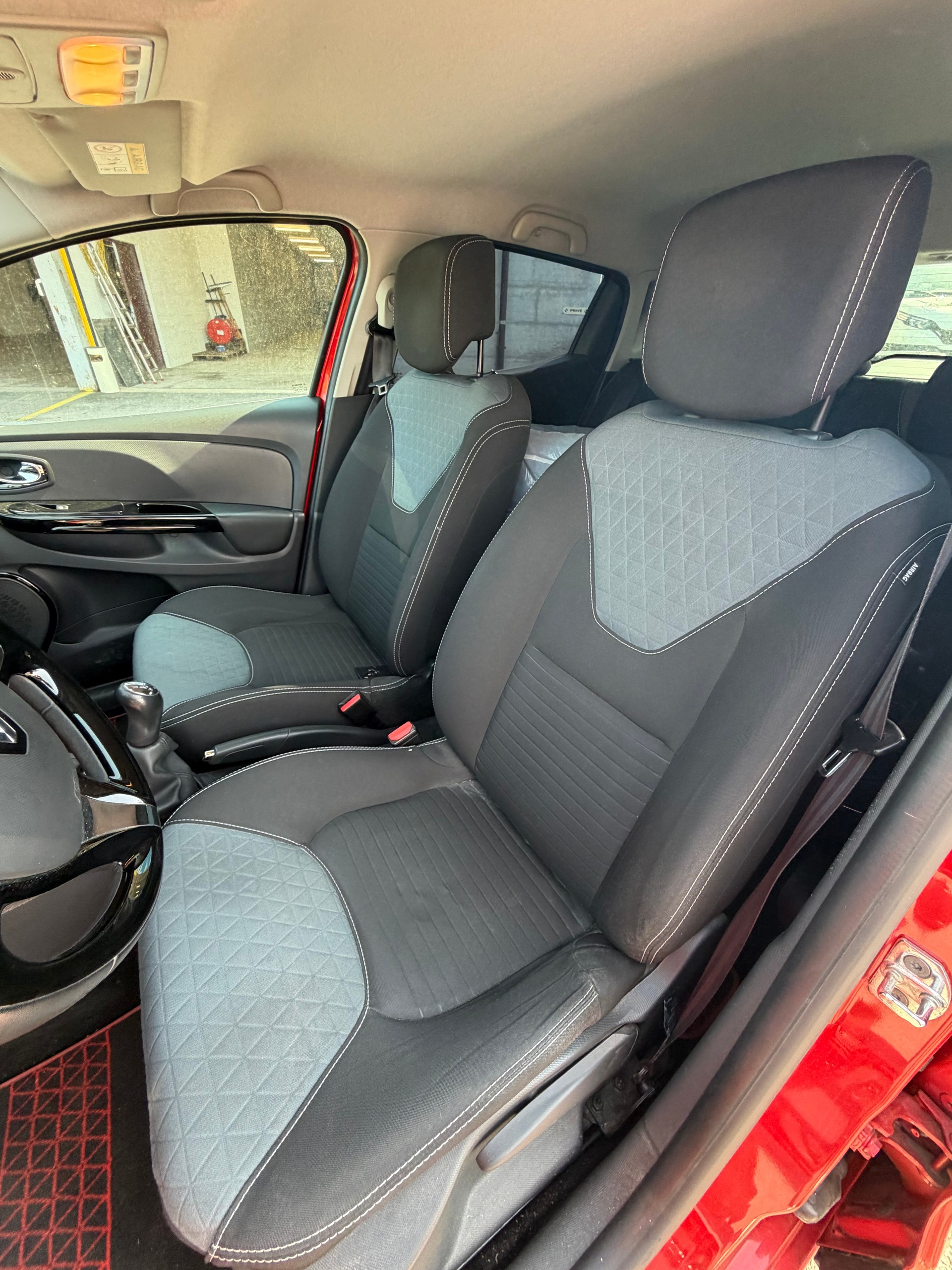 RENAULT Clio 1.5 dCi Expression-image-3