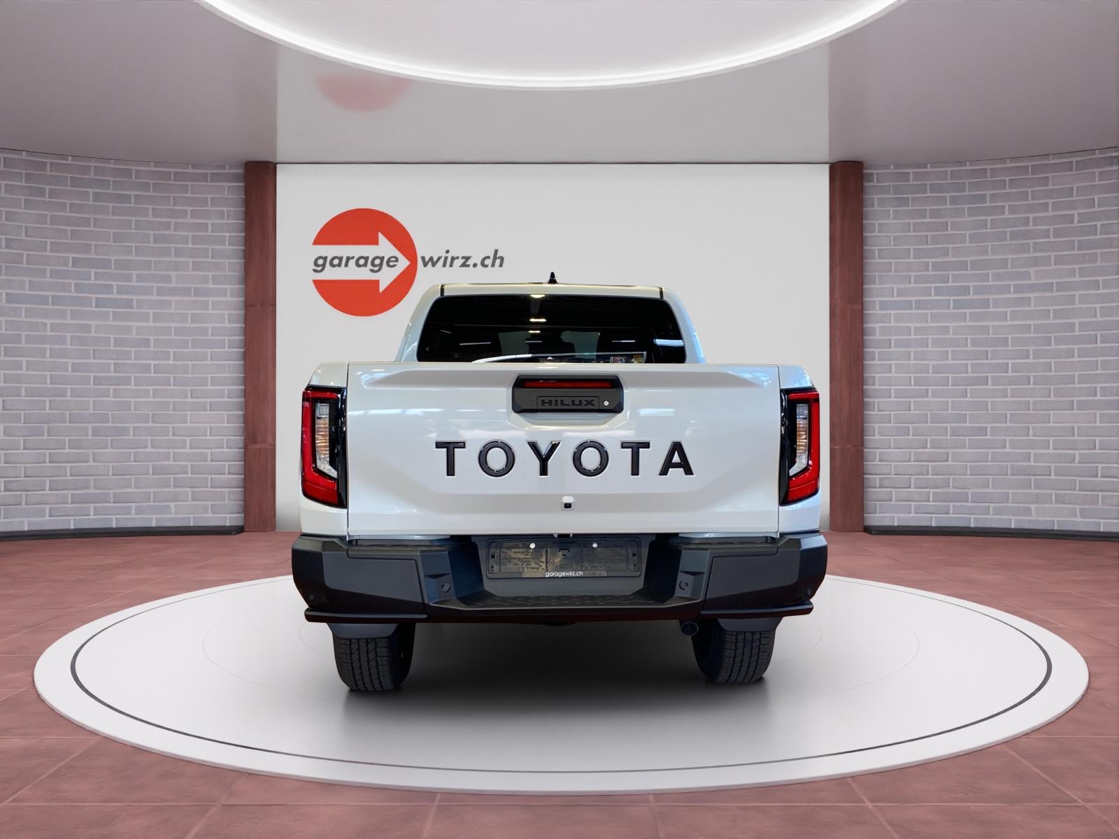 TOYOTA Hilux Double Cab.-Pick-up 2.8 D-4D MHEV 204 Invincible-image-3