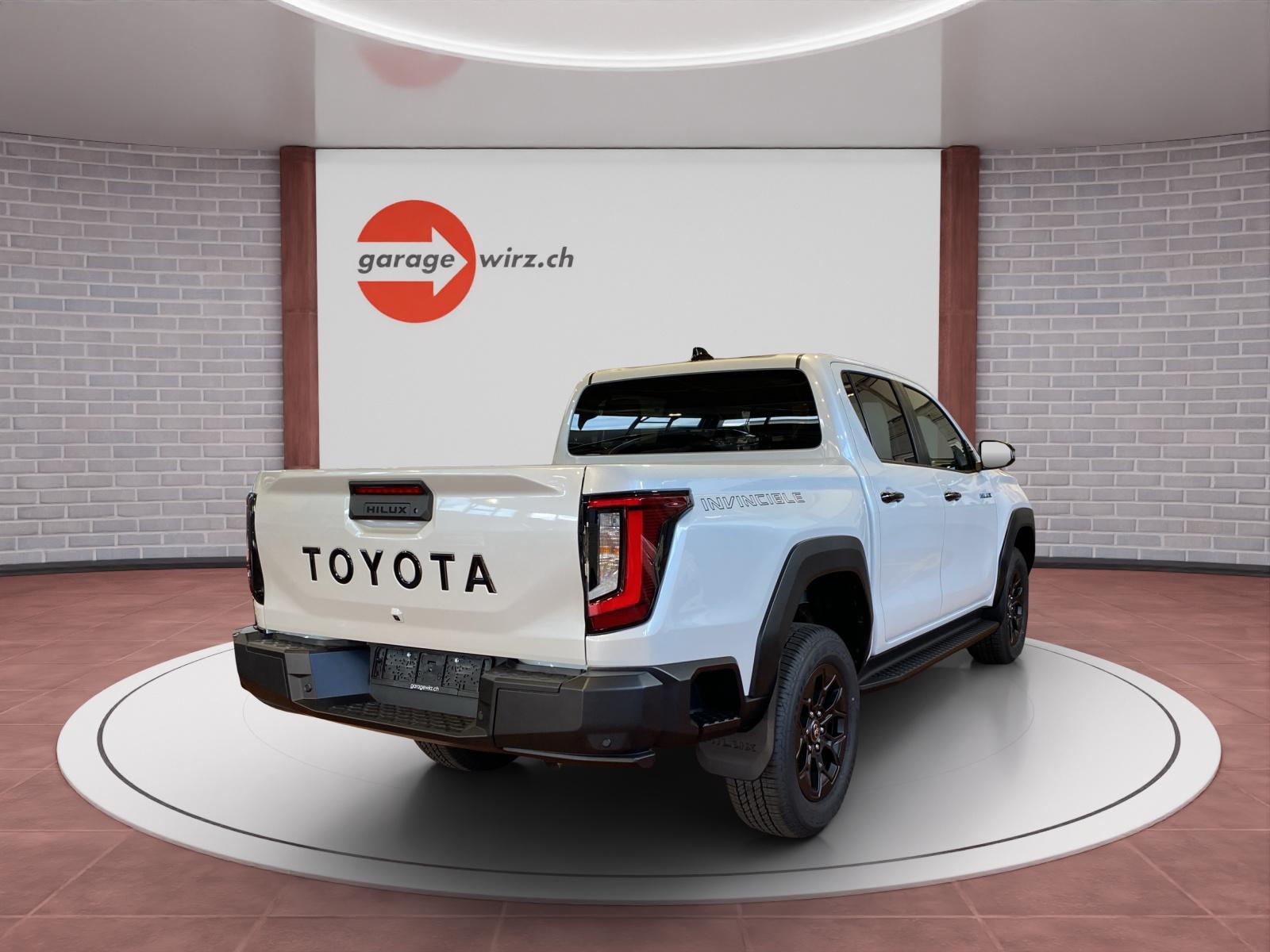 TOYOTA Hilux Double Cab.-Pick-up 2.8 D-4D MHEV 204 Invincible-image-4