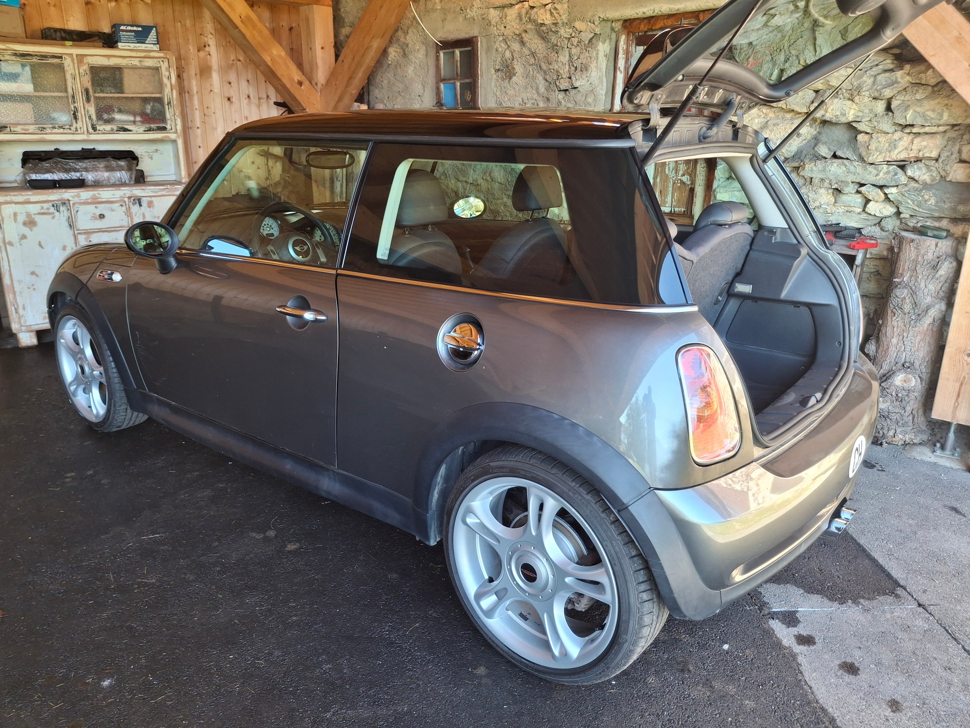MINI John Cooper Works-image-3