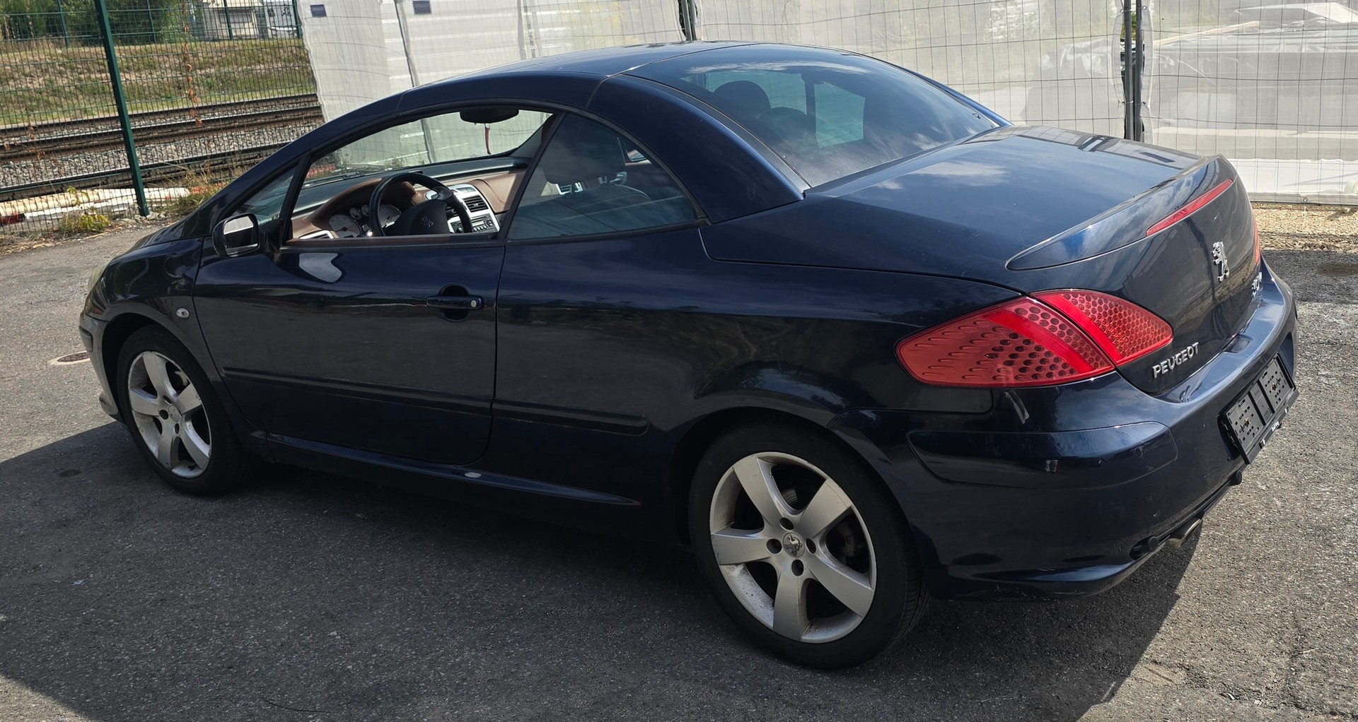 PEUGEOT 307 CC 2.0 16V Dynamic-image-6