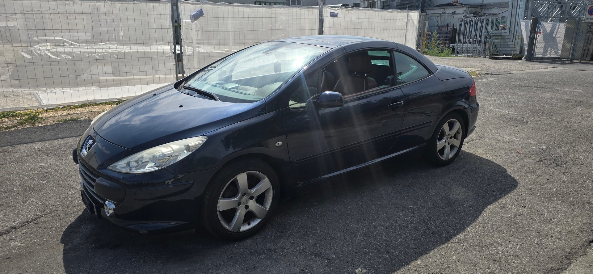 PEUGEOT 307 CC 2.0 16V Dynamic-image-4