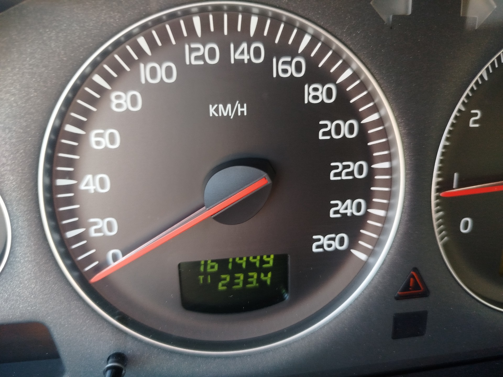 VOLVO S60 2.4 Bi-Fuel Momentum-image-12