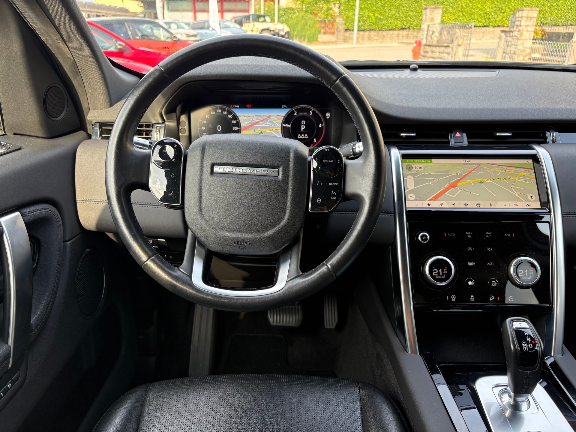 LAND ROVER Discovery Sport D180 2.0D TD4 MHEV HSE AWD AT9-image-12