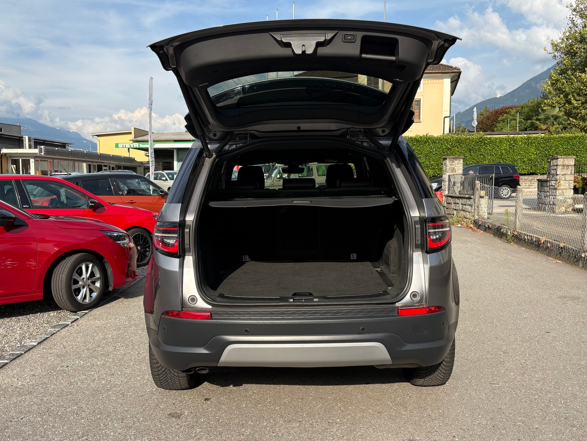 LAND ROVER Discovery Sport D180 2.0D TD4 MHEV HSE AWD AT9-image-15