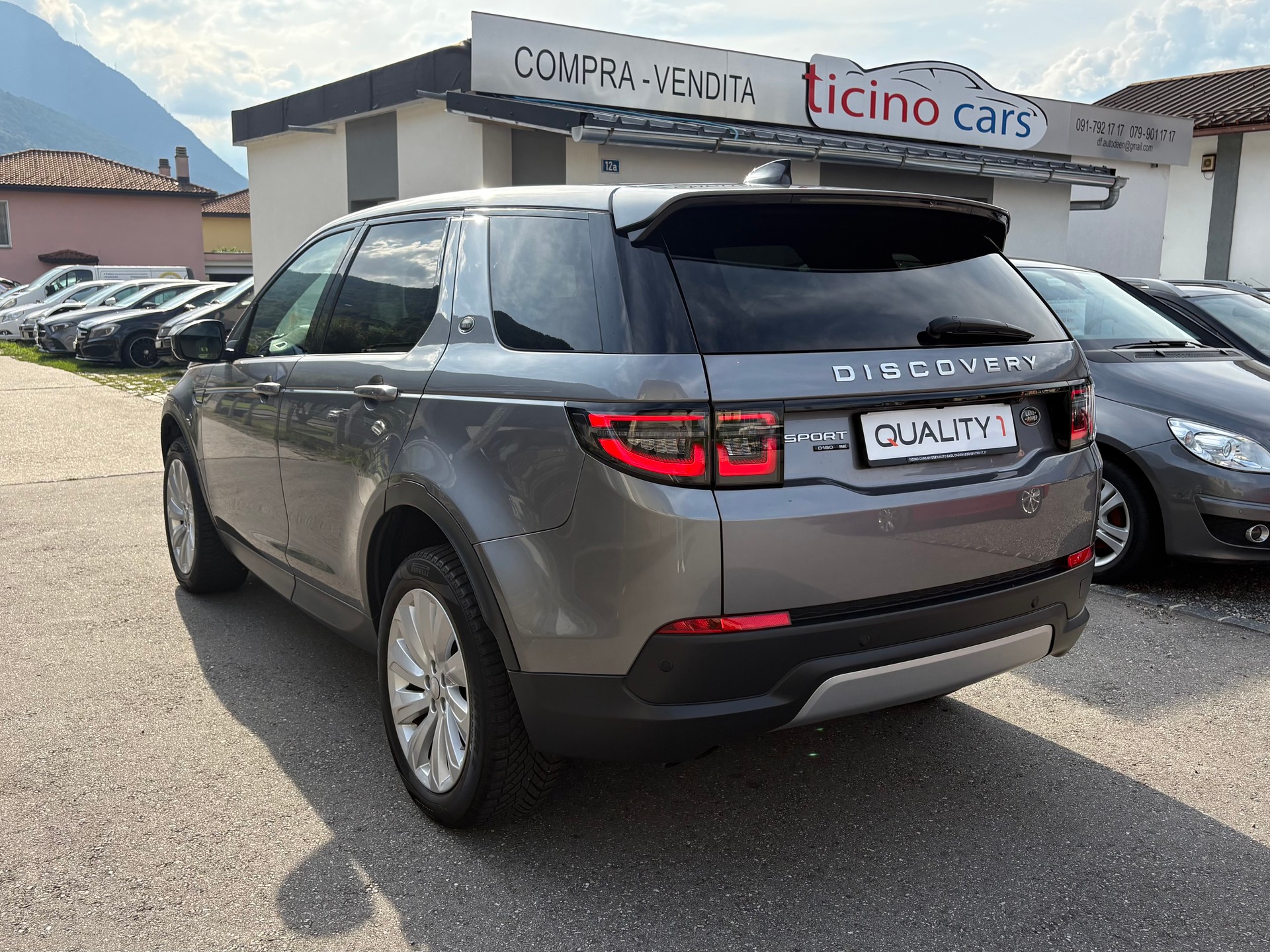 LAND ROVER Discovery Sport D180 2.0D TD4 MHEV HSE AWD AT9-image-2