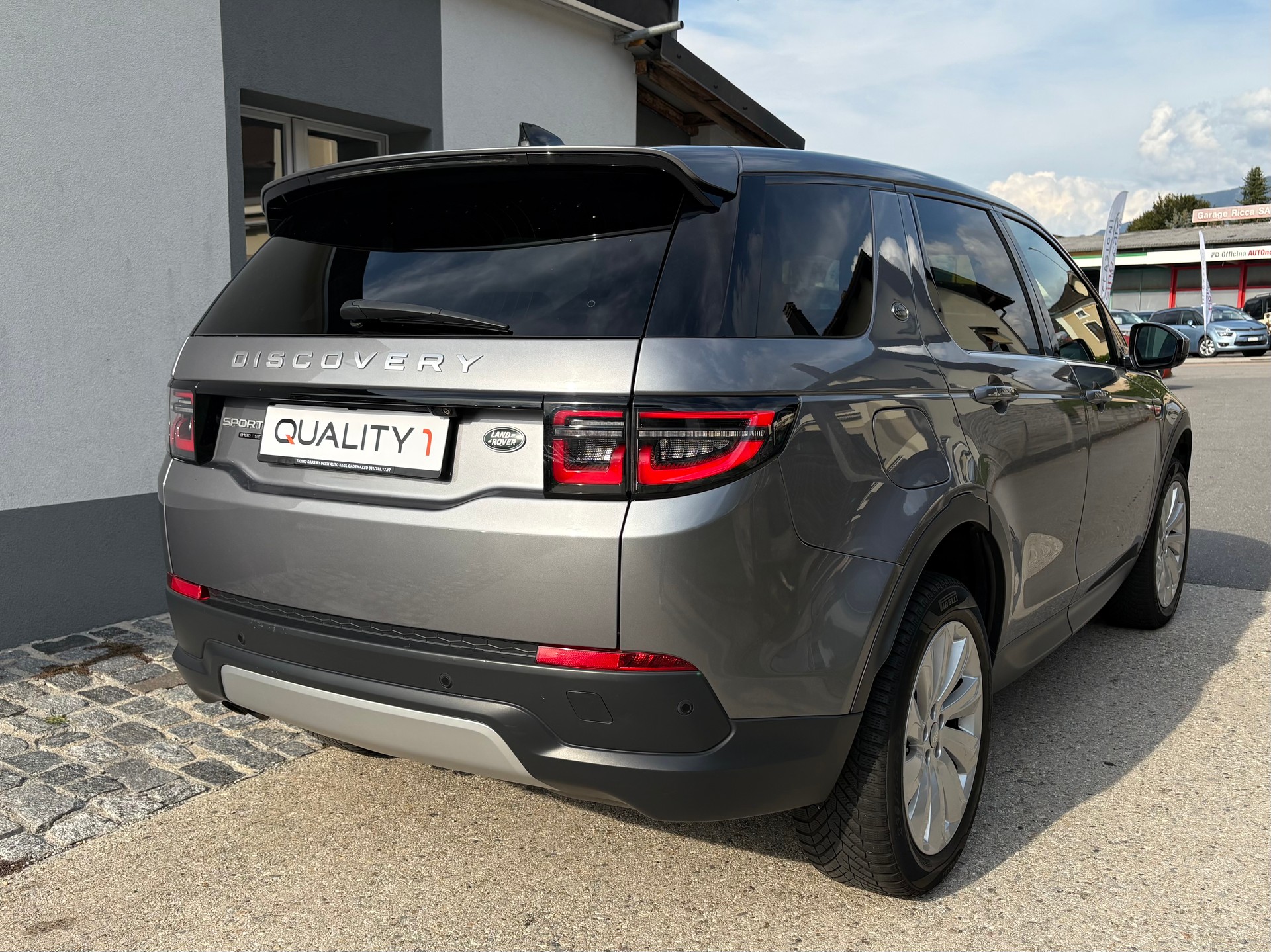 LAND ROVER Discovery Sport D180 2.0D TD4 MHEV HSE AWD AT9-image-3