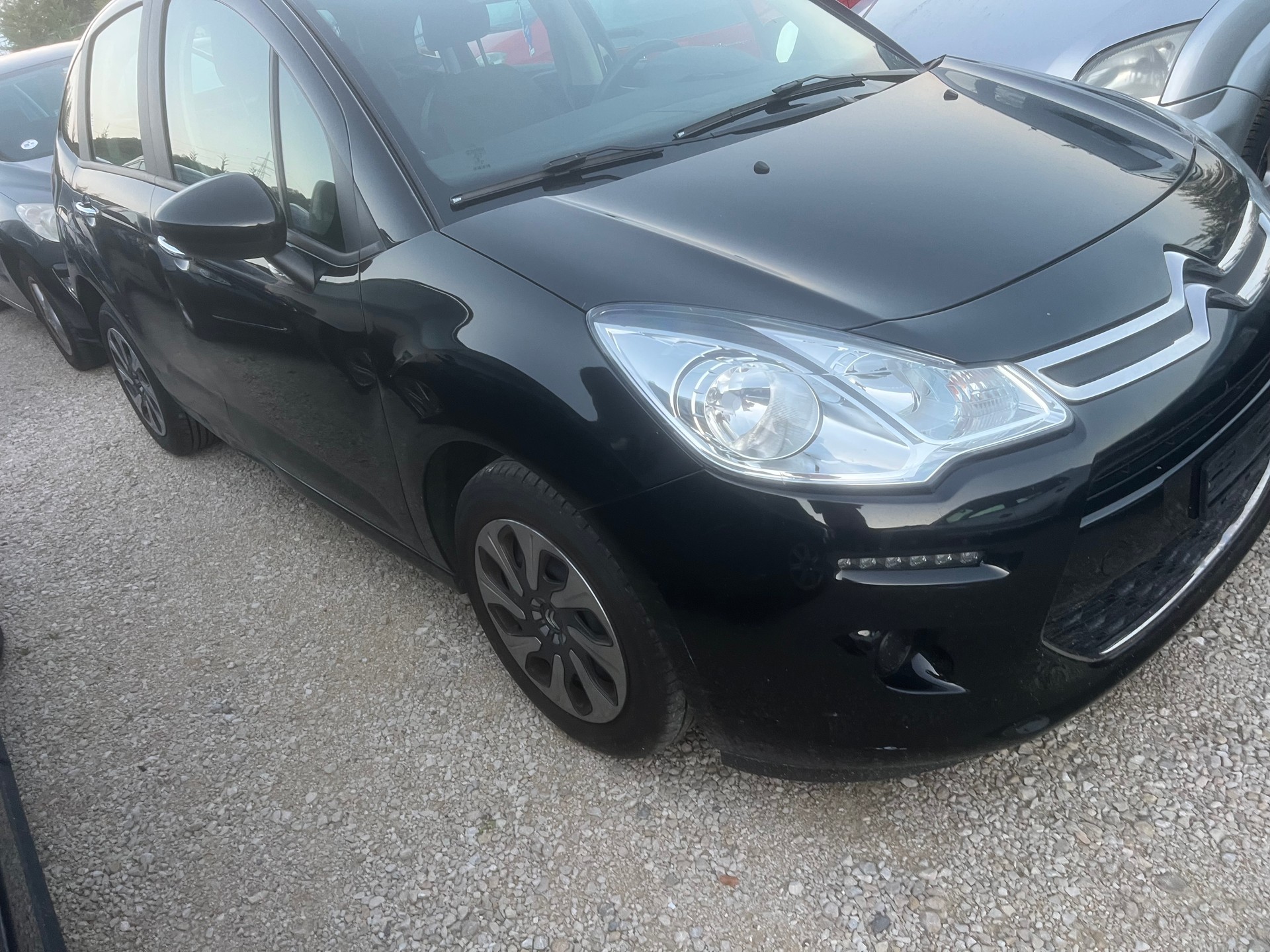 CITROEN C3 1.2i Exclusive-image-7