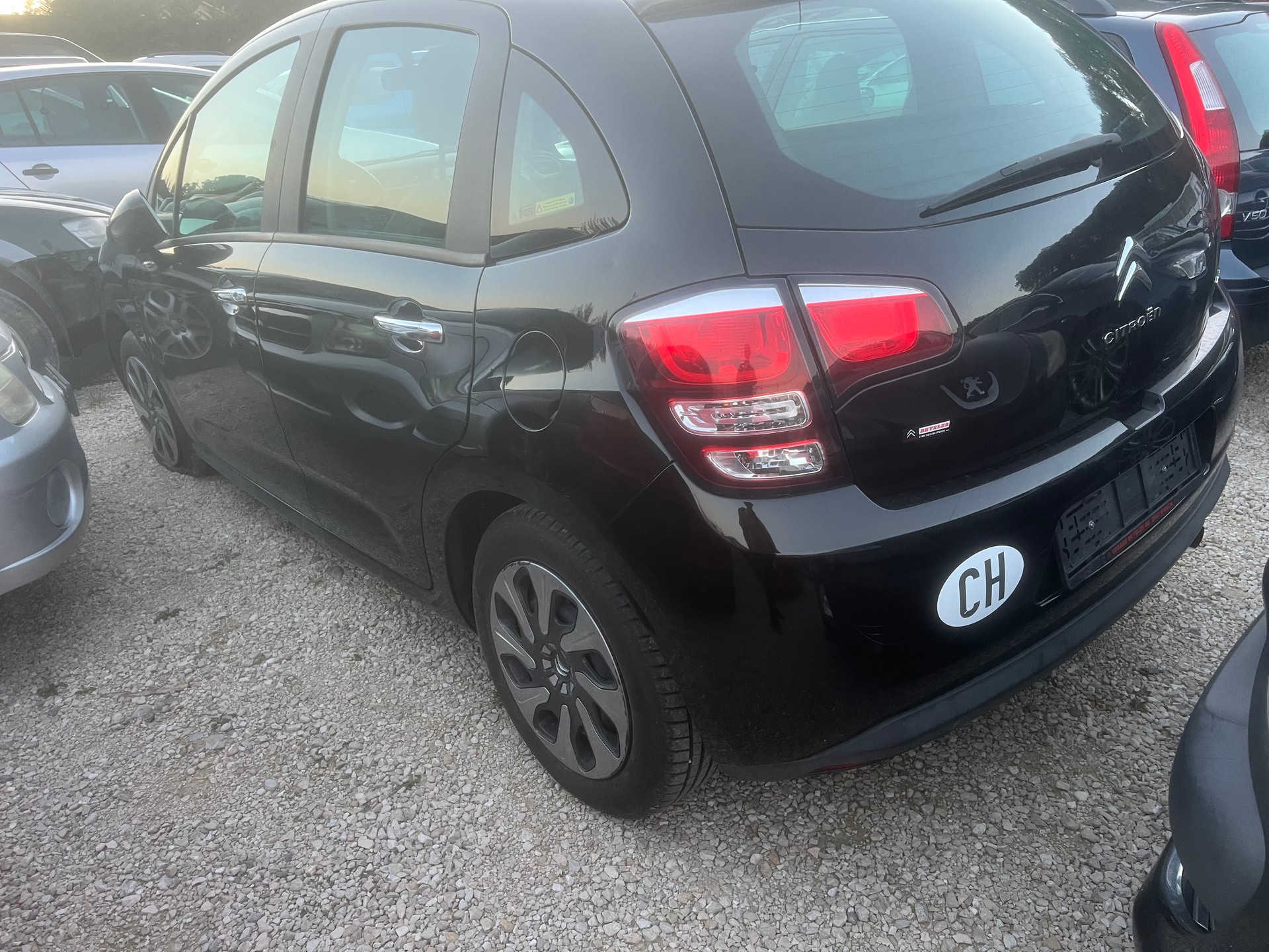 CITROEN C3 1.2i Exclusive-image-3