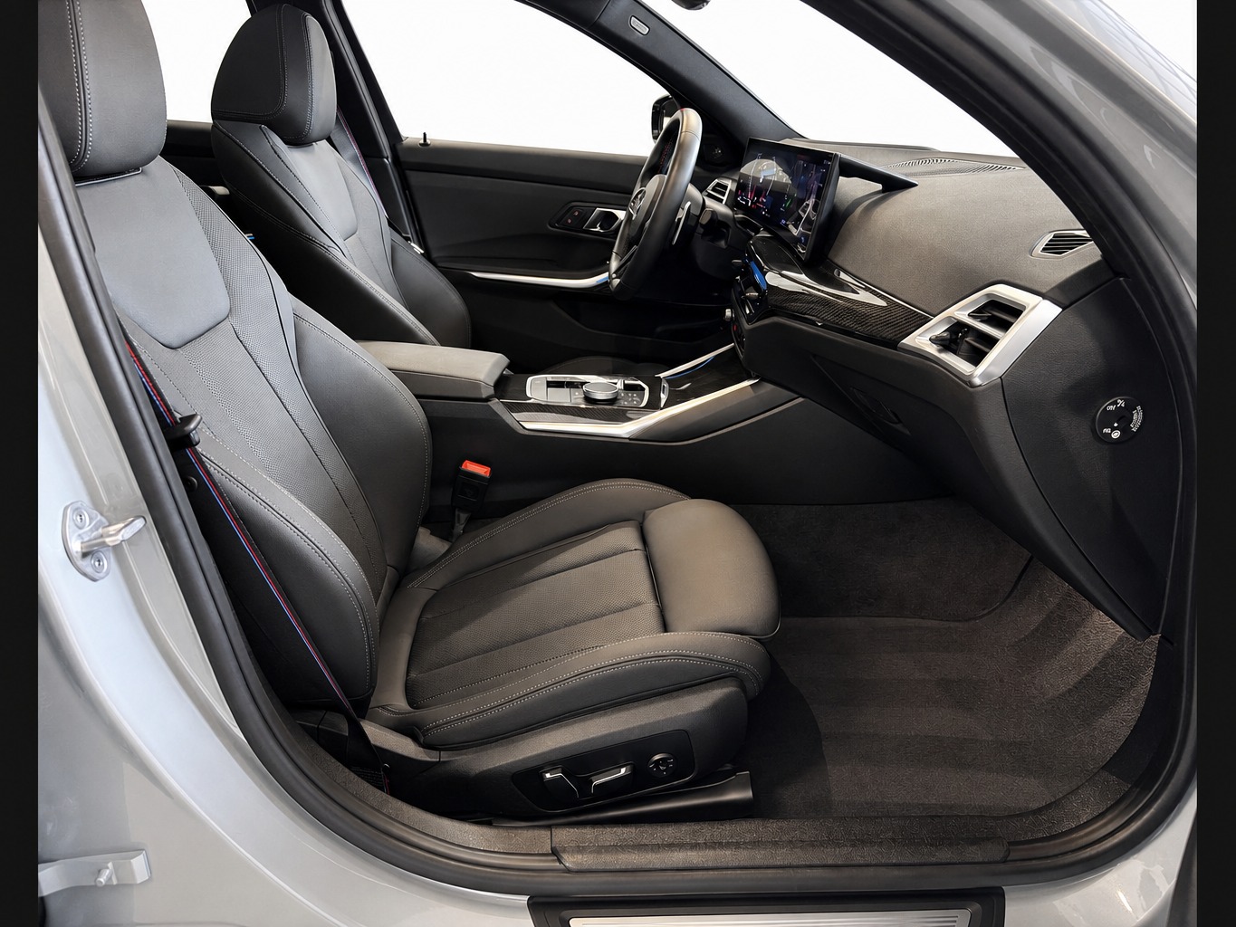 BMW M340i xDrive 48V Touring Steptronic M Sport Pro-image-32