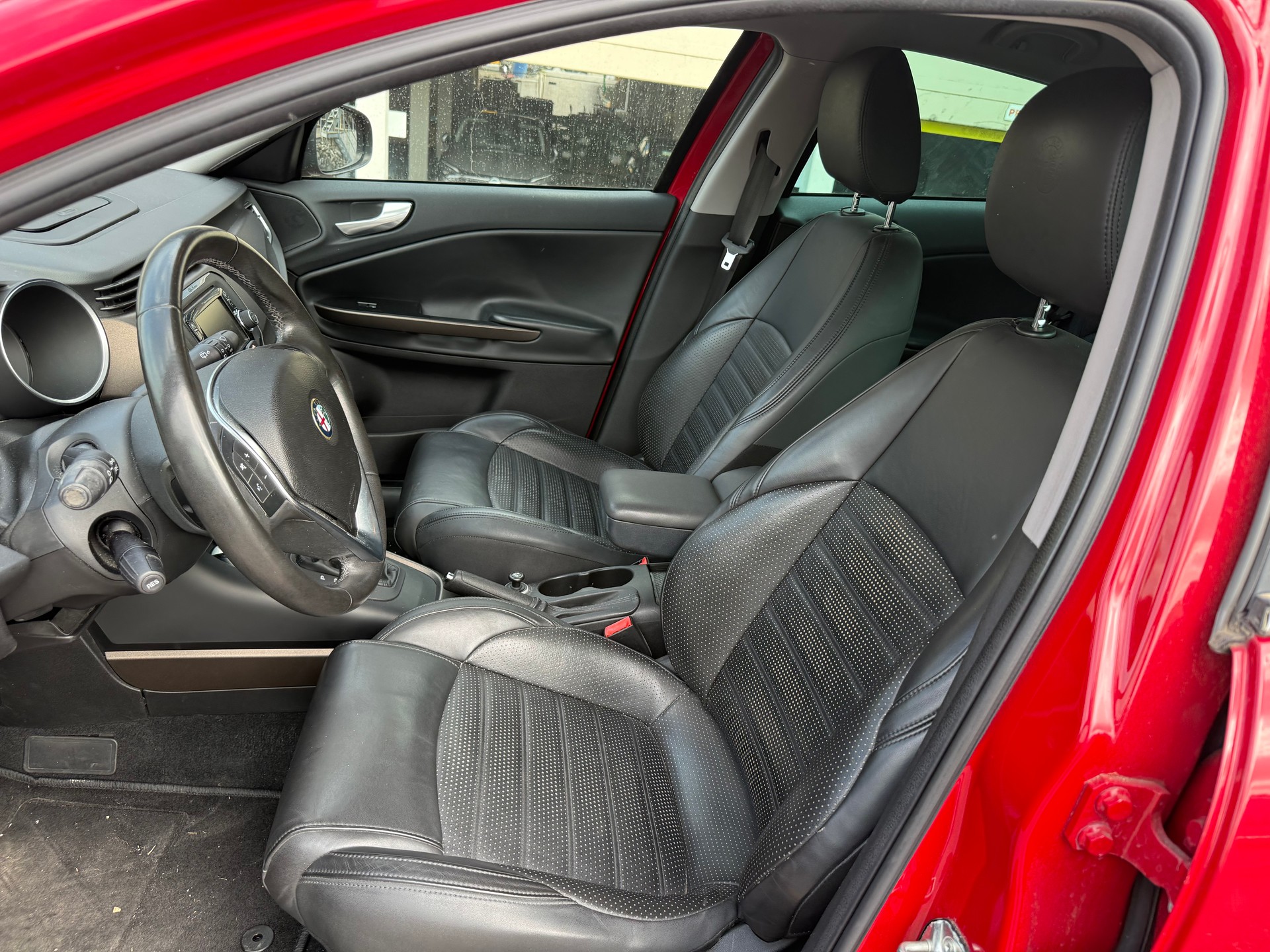 ALFA ROMEO Giulietta 1.4 MultiAir Distinctive TCT-image-5