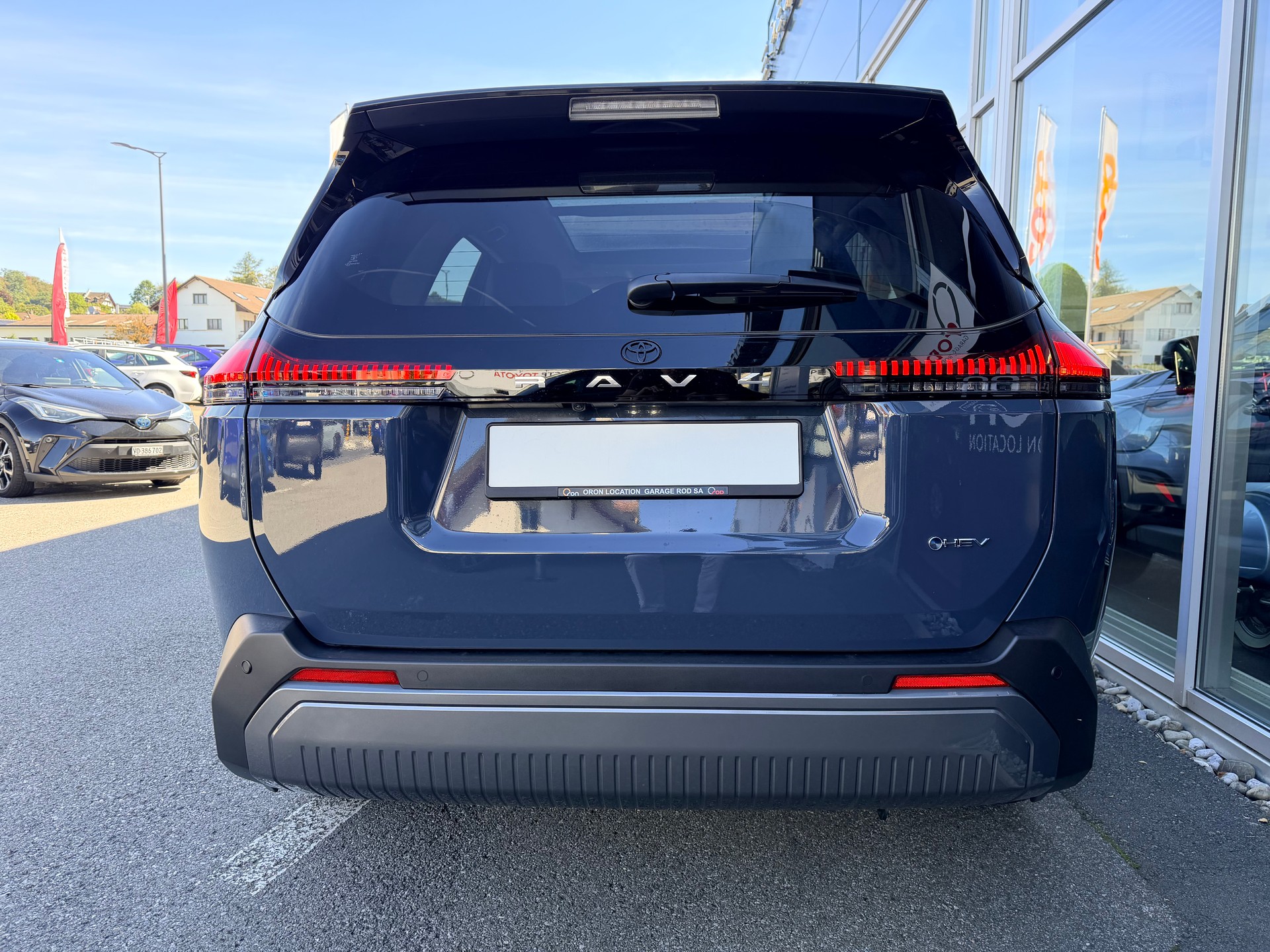 TOYOTA RAV-4 2.5 HSD Premium e-CVT AWD-image-4