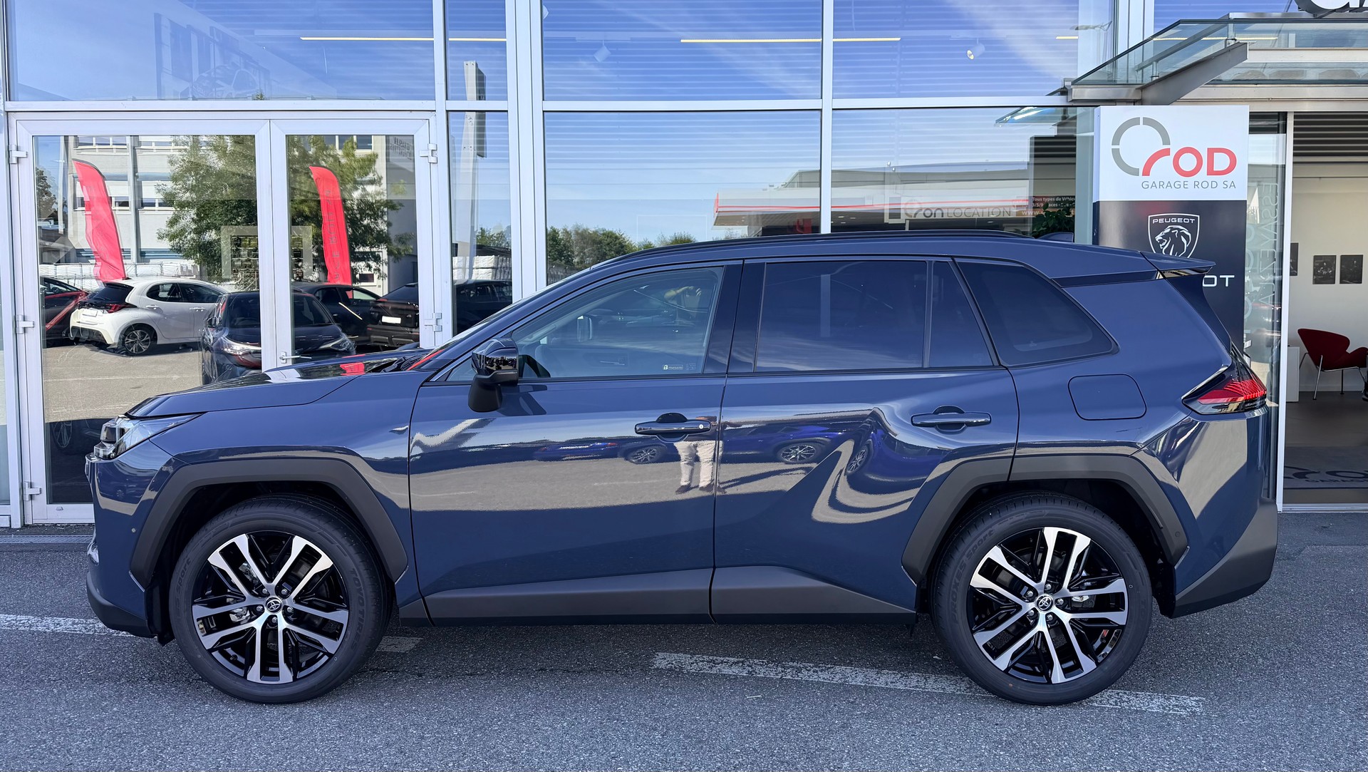 TOYOTA RAV-4 2.5 HSD Premium e-CVT AWD-image-2