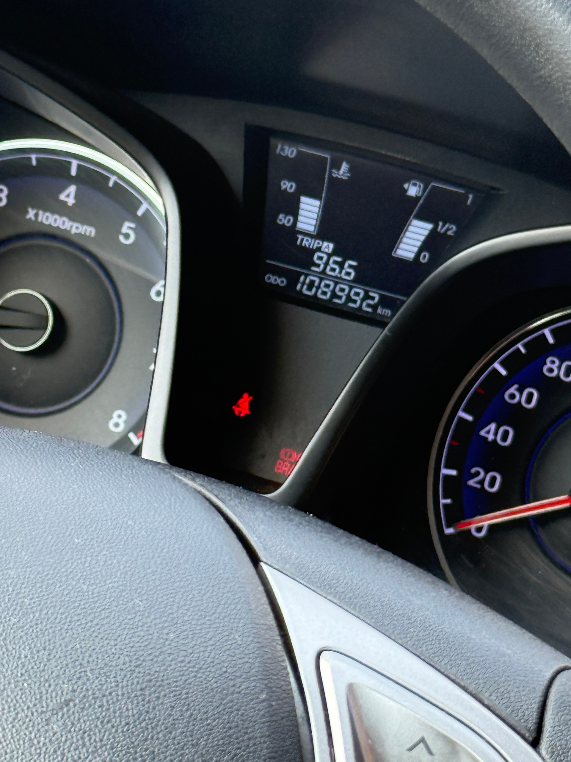 HYUNDAI iX20 1.6 Style-image-11