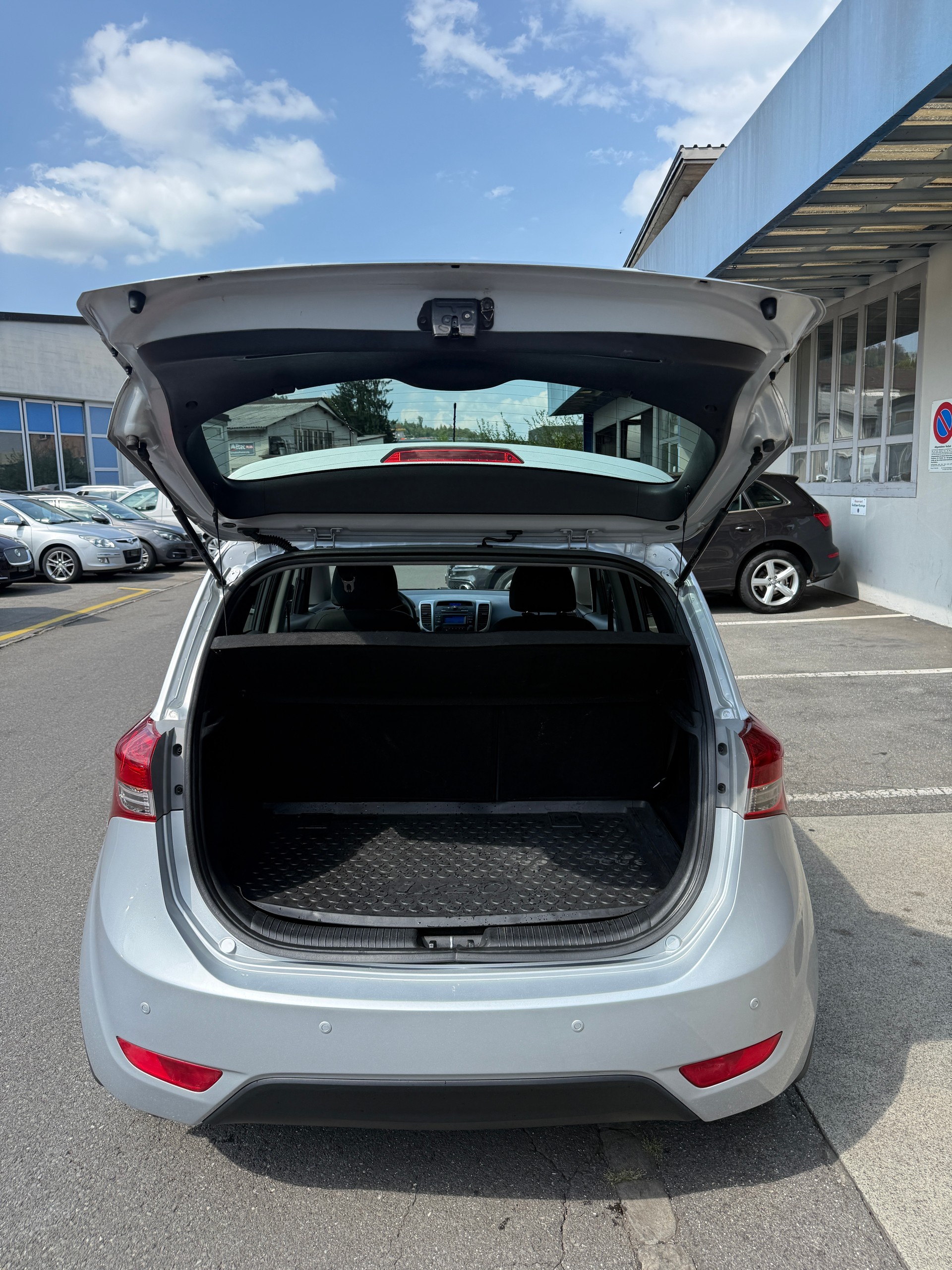 HYUNDAI iX20 1.6 Style-image-7