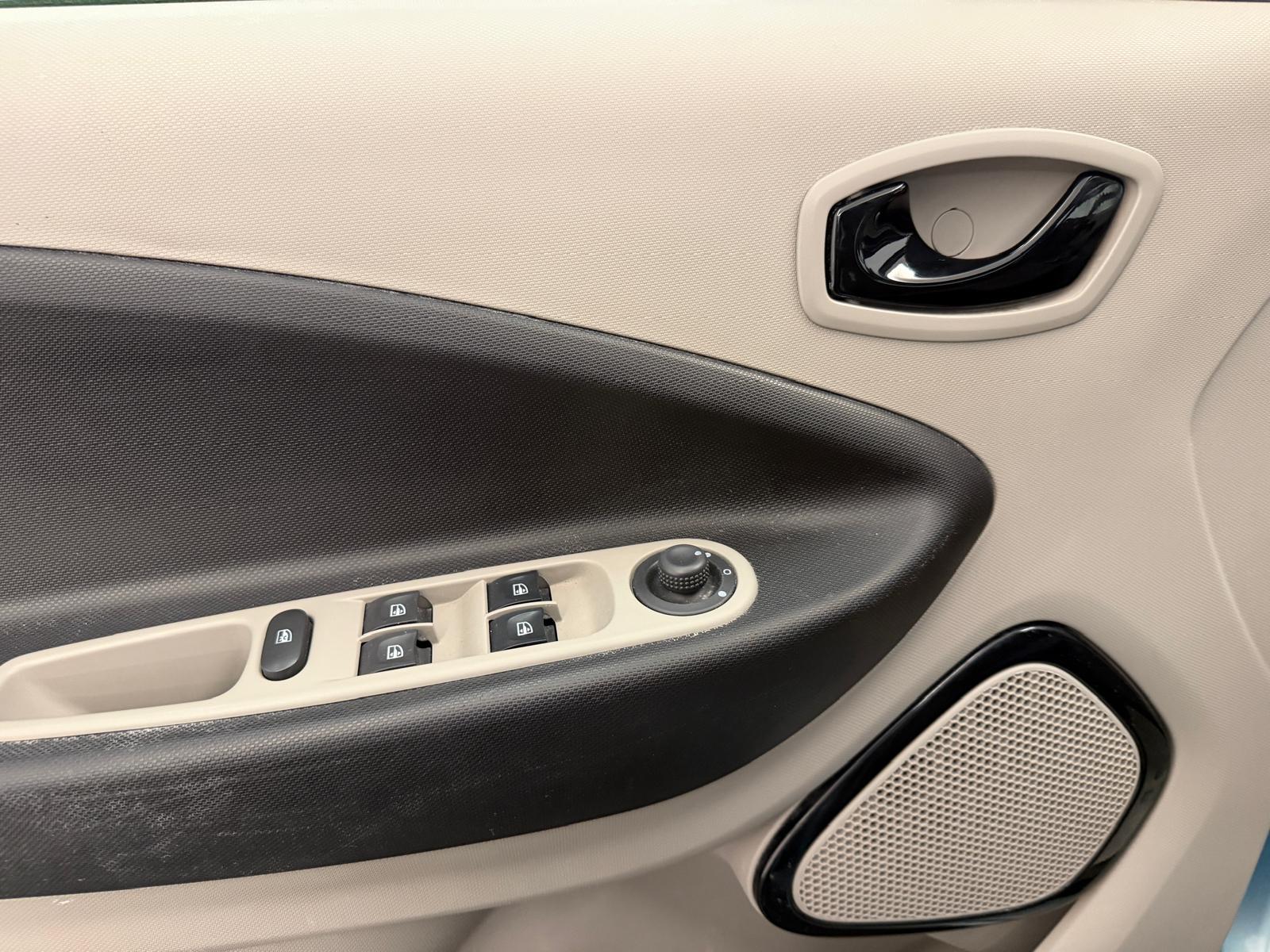 RENAULT Zoe Intens-image-15