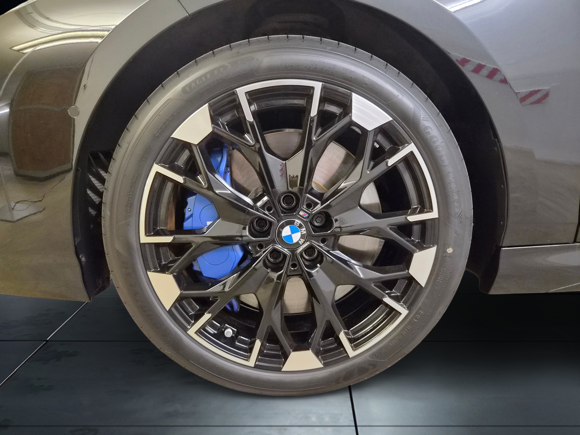 BMW M135 xDrive-image-10