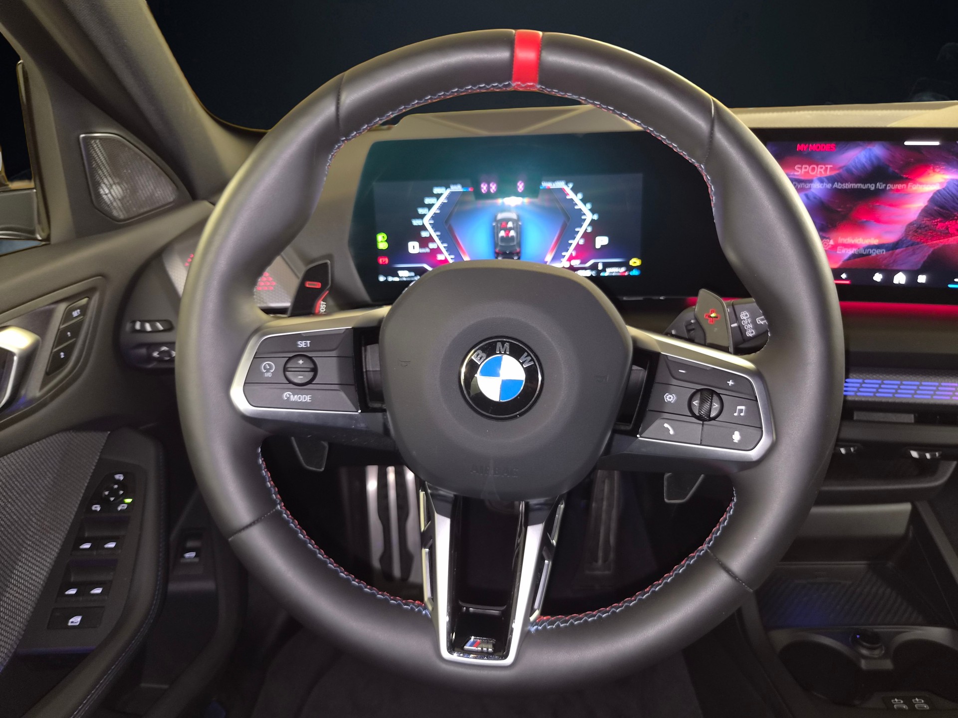 BMW M135 xDrive-image-13