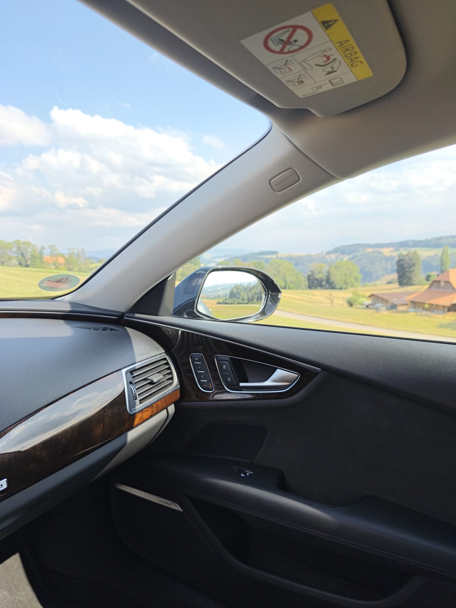 AUDI 3.0 V6 TDI quattro S-Tronic-image-15