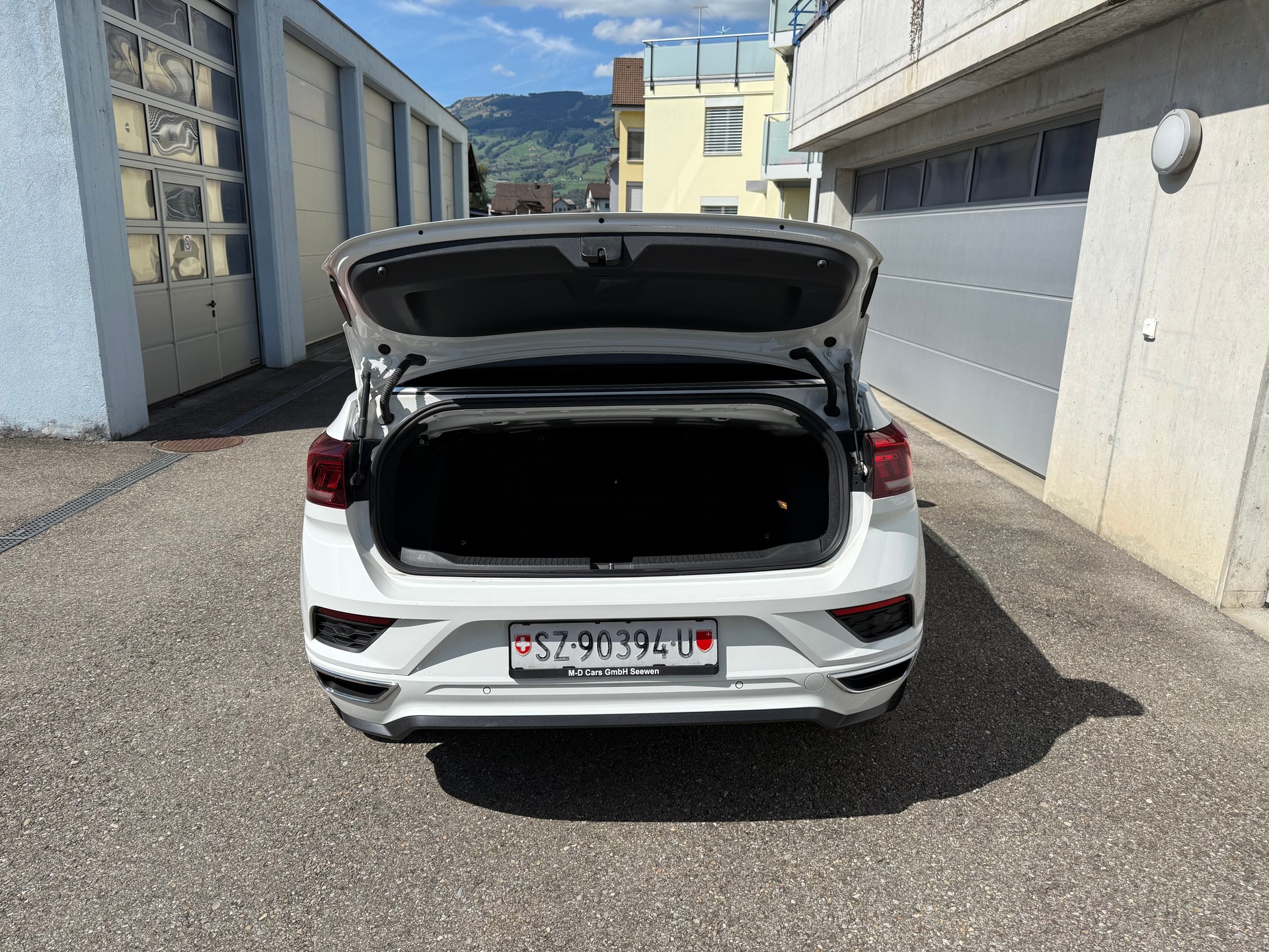VW T-Roc Cabriolet 1.5 TSI R-LINE EVO Advance DSG-image-29